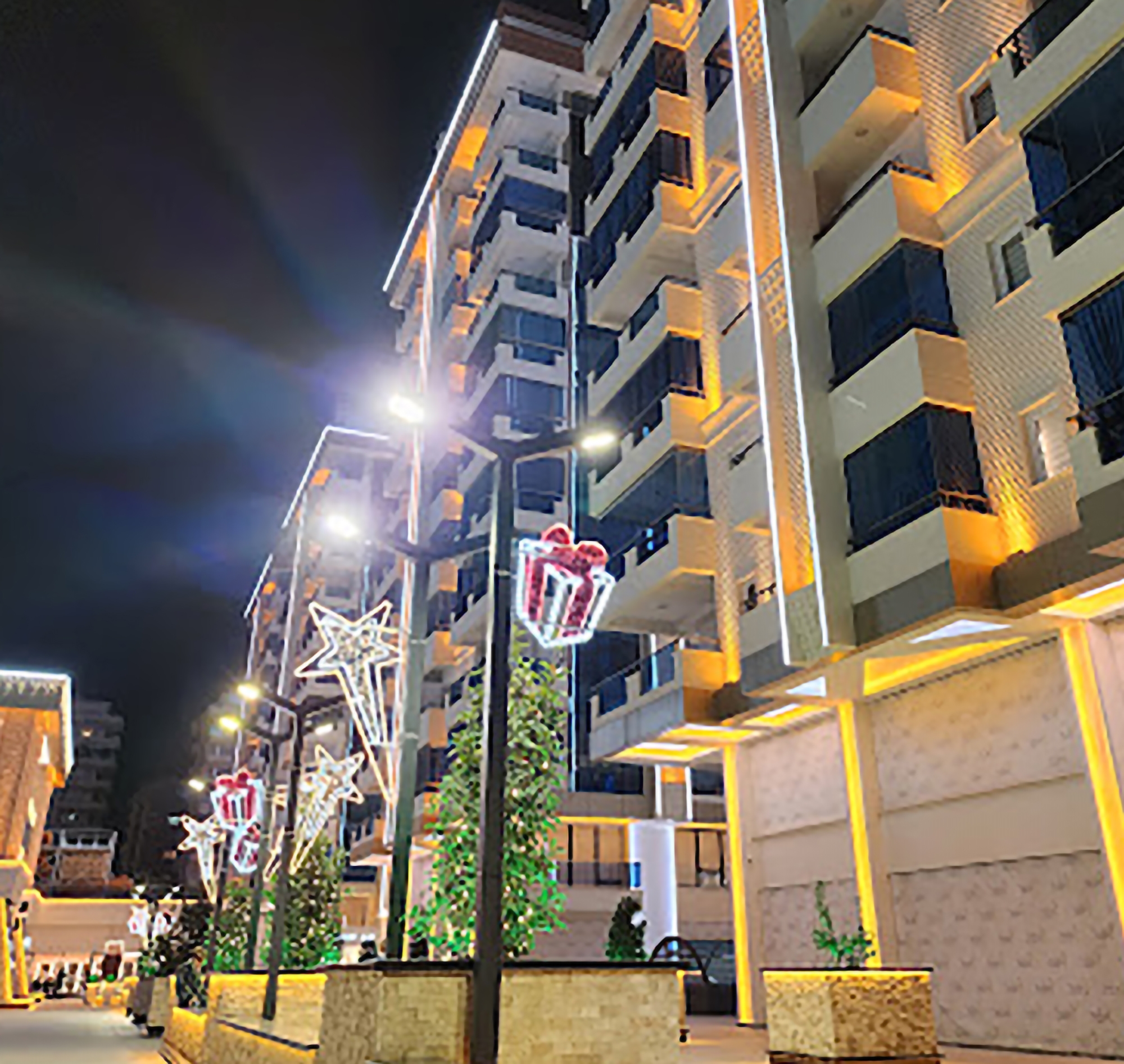 Luxurious 1+1 Apartment with Mountain Views in Mahmutlar, Alanya