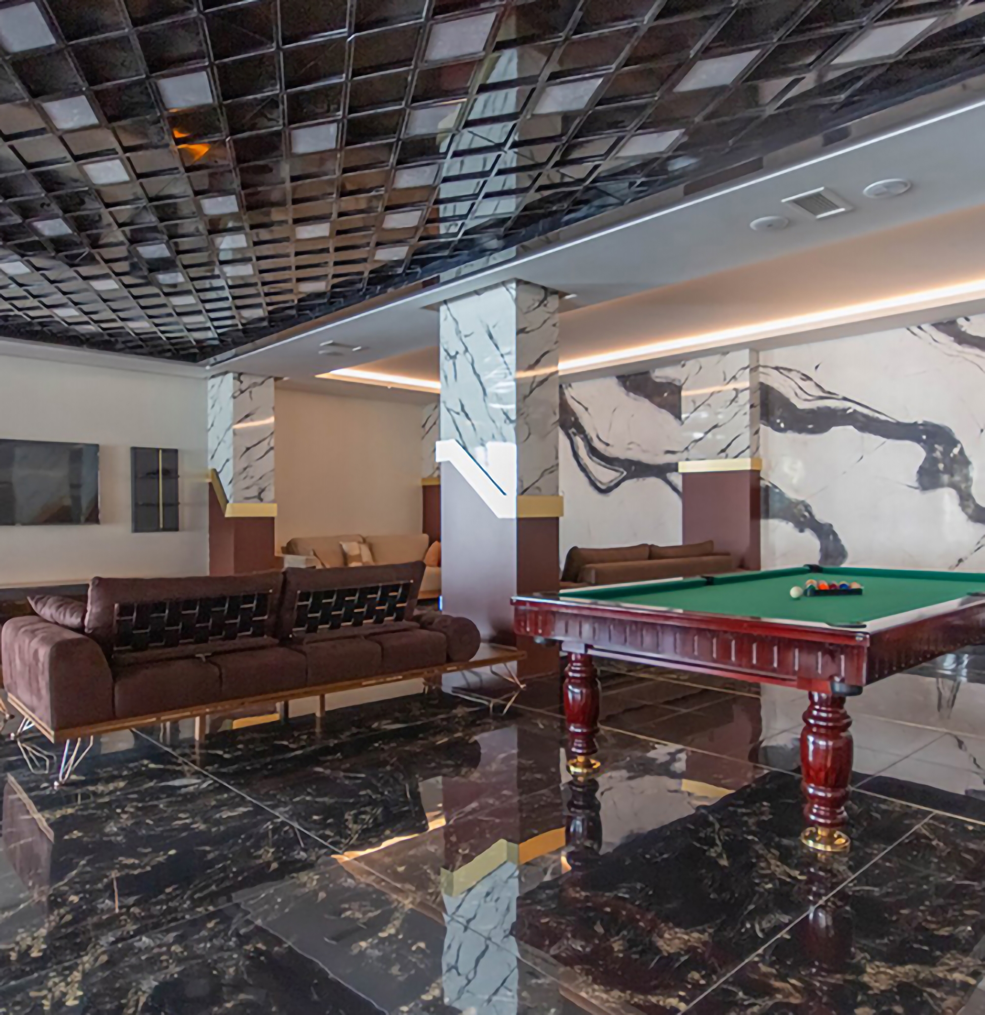 Luxurious 1+1 Apartment with Mountain Views in Mahmutlar, Alanya