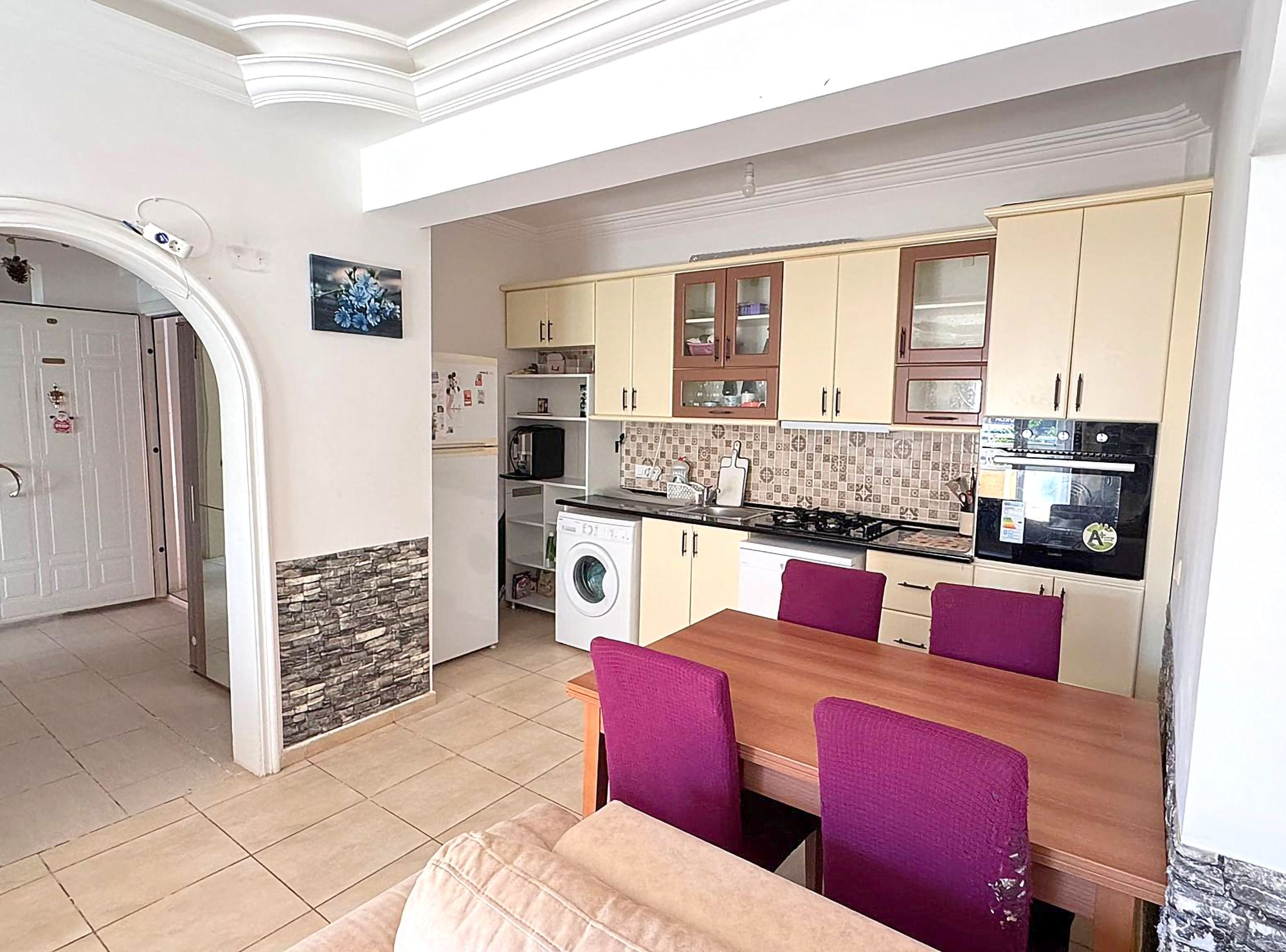Mountain View 2+1 Apartment in Mahmutlar, Alanya
