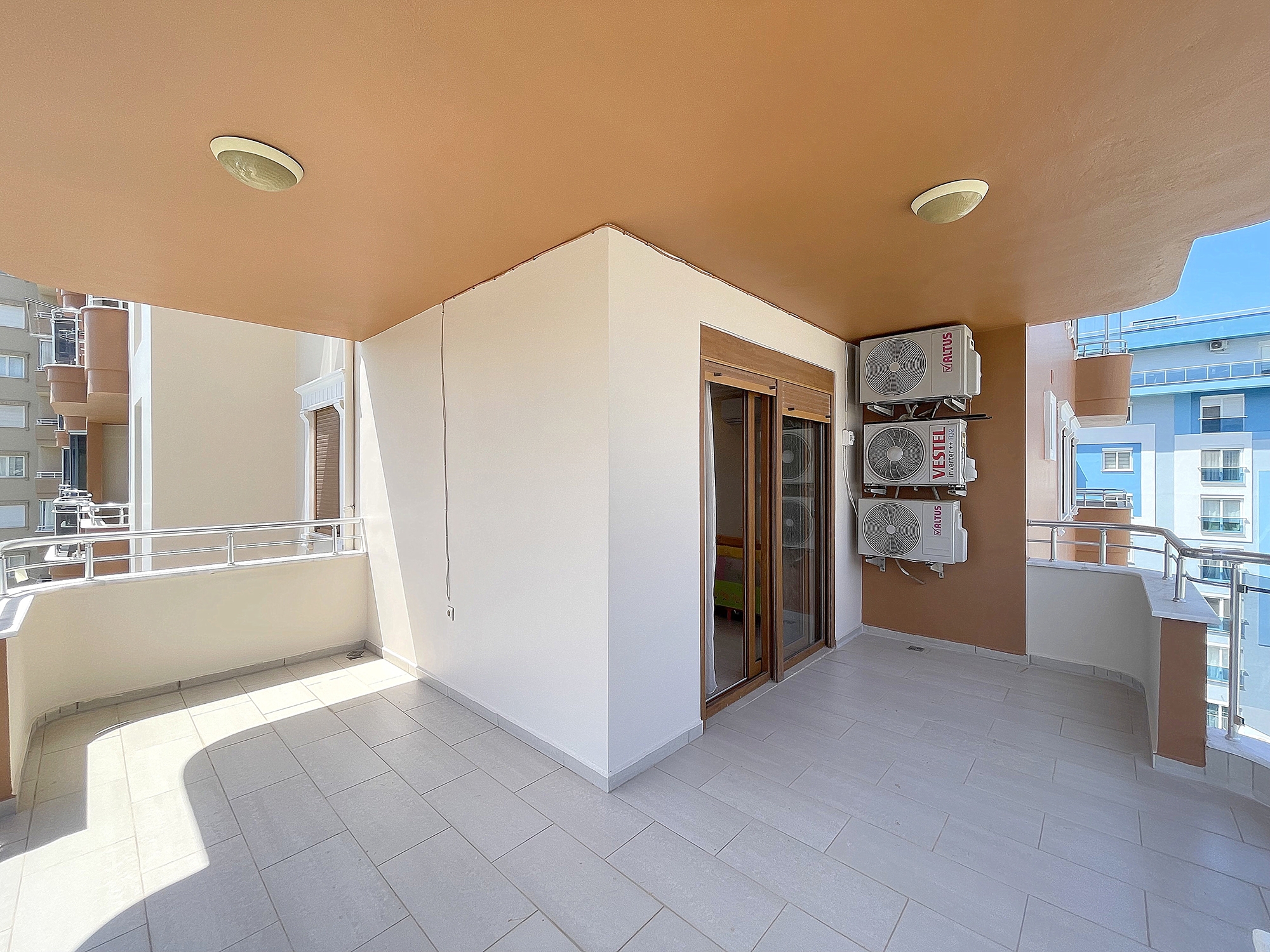 Sea View 2+1 Apartment in Mahmutlar, Alanya