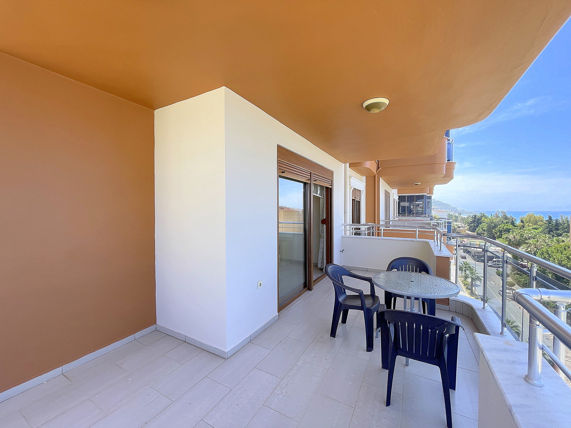 Sea View 2+1 Apartment in Mahmutlar, Alanya