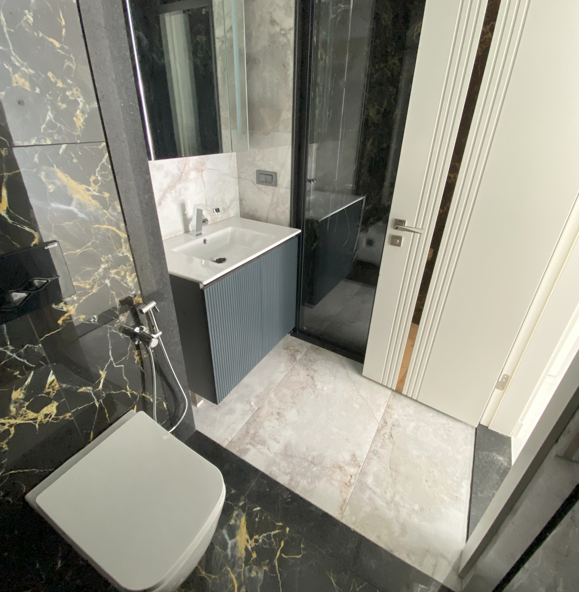 Ylellinen 2+1 huoneisto vuorinäköalalla, Alanya