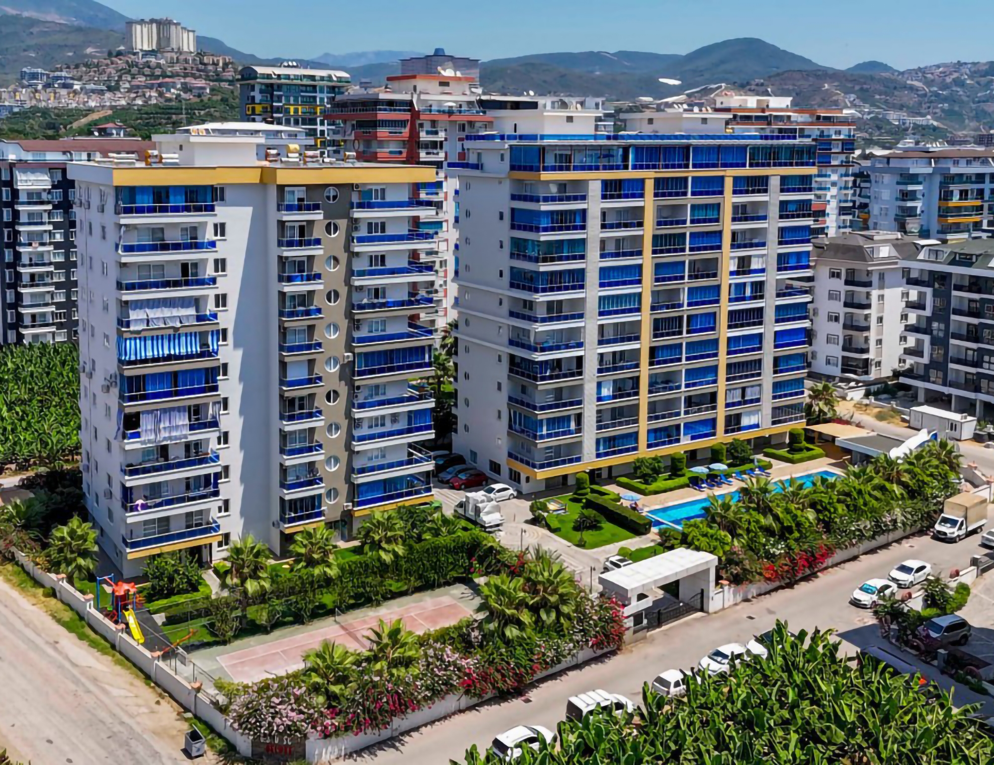 Luksus 2+1 Lejlighed med Bjergudsigt i Mahmutlar, Alanya