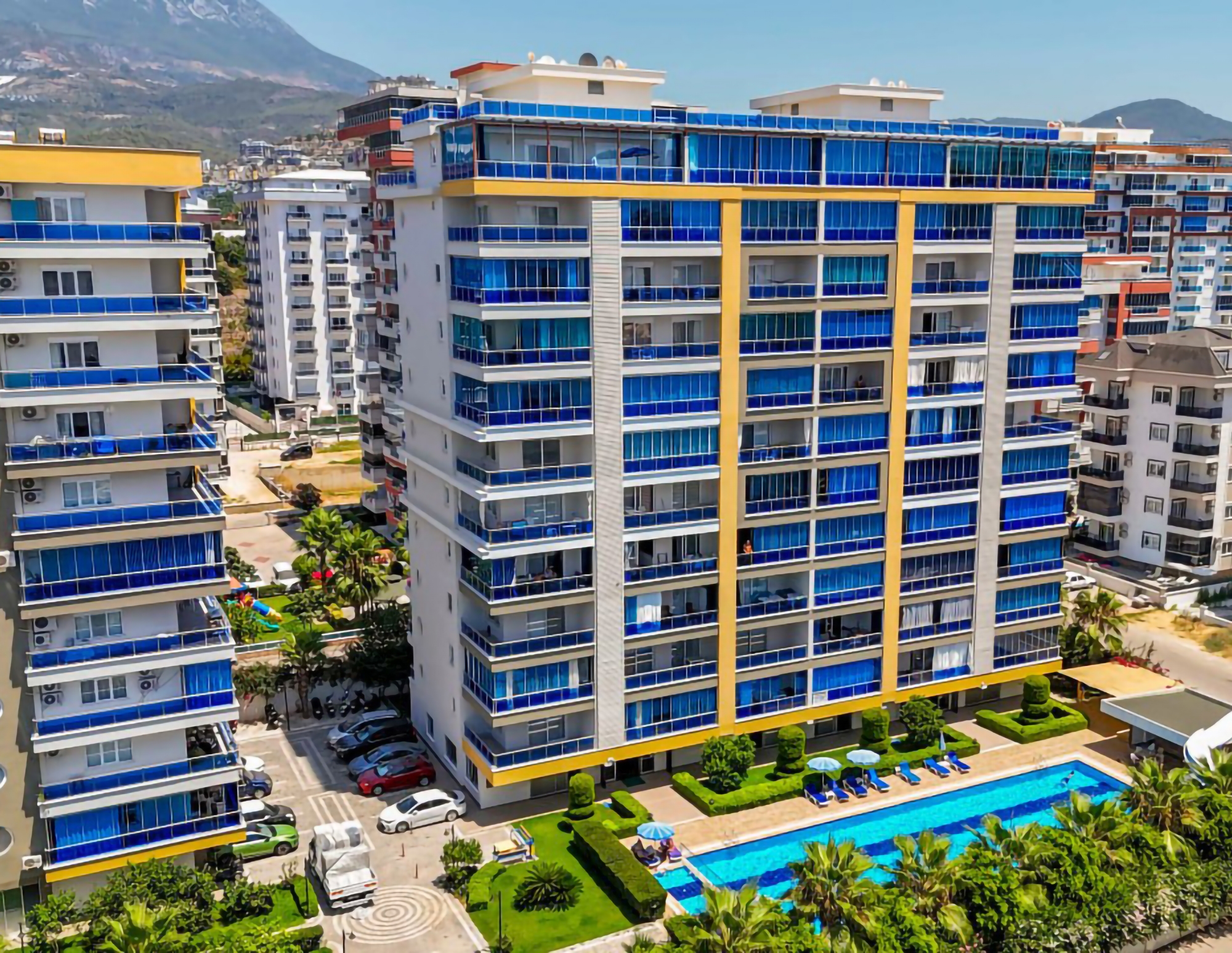 Luksus 2+1 Lejlighed med Bjergudsigt i Mahmutlar, Alanya