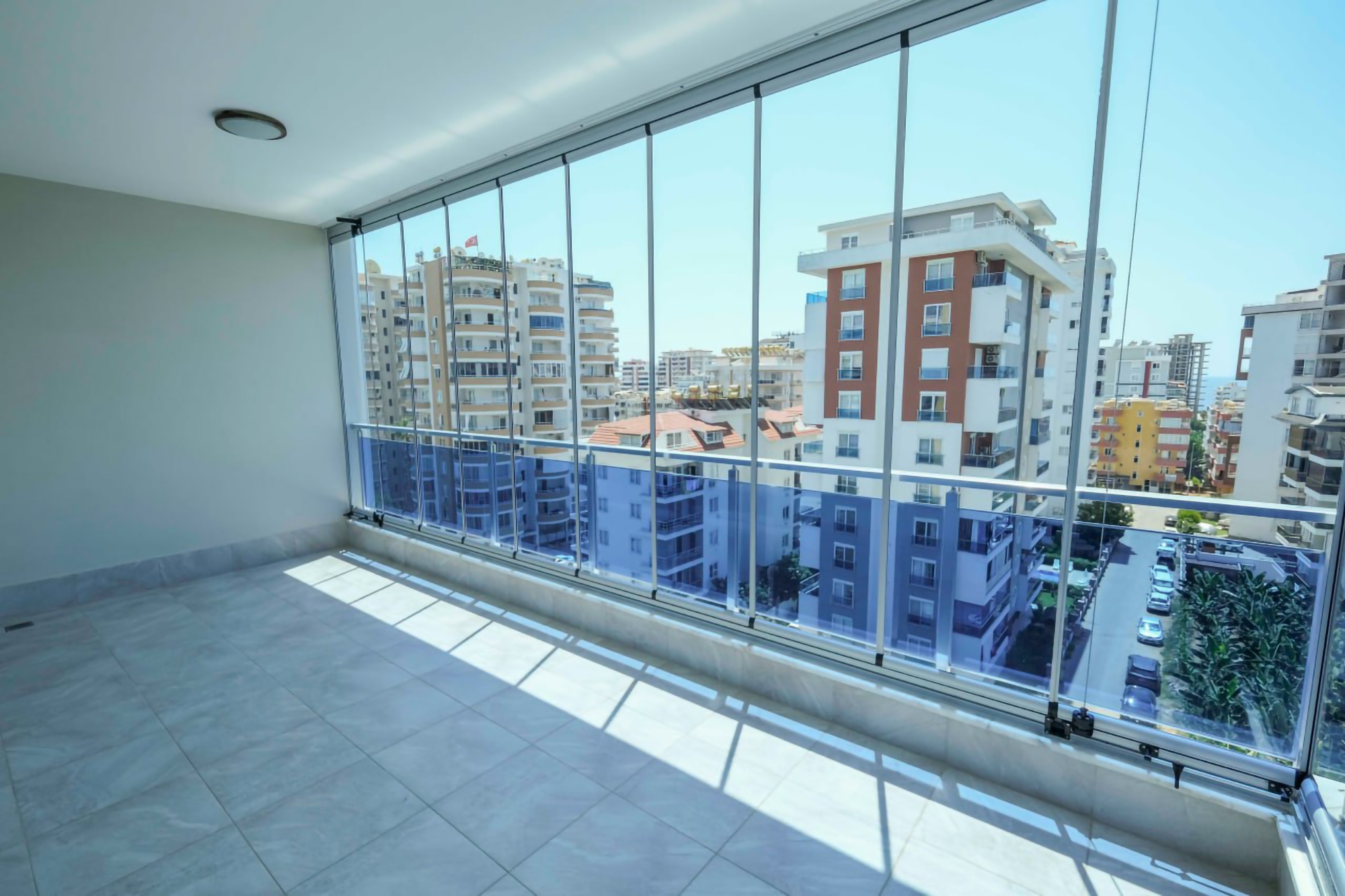 Luksus 2+1 Lejlighed med Bjergudsigt i Mahmutlar, Alanya