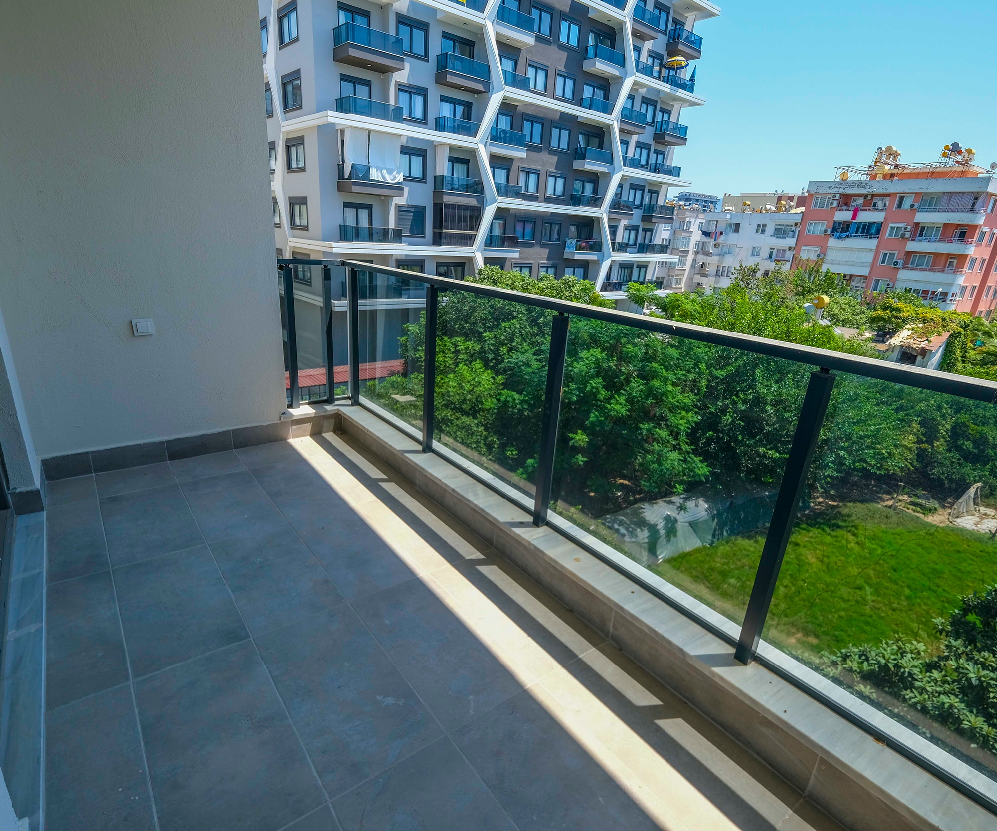 Mountain-View 1+1 Lejlighed i Mahmutlar, Alanya