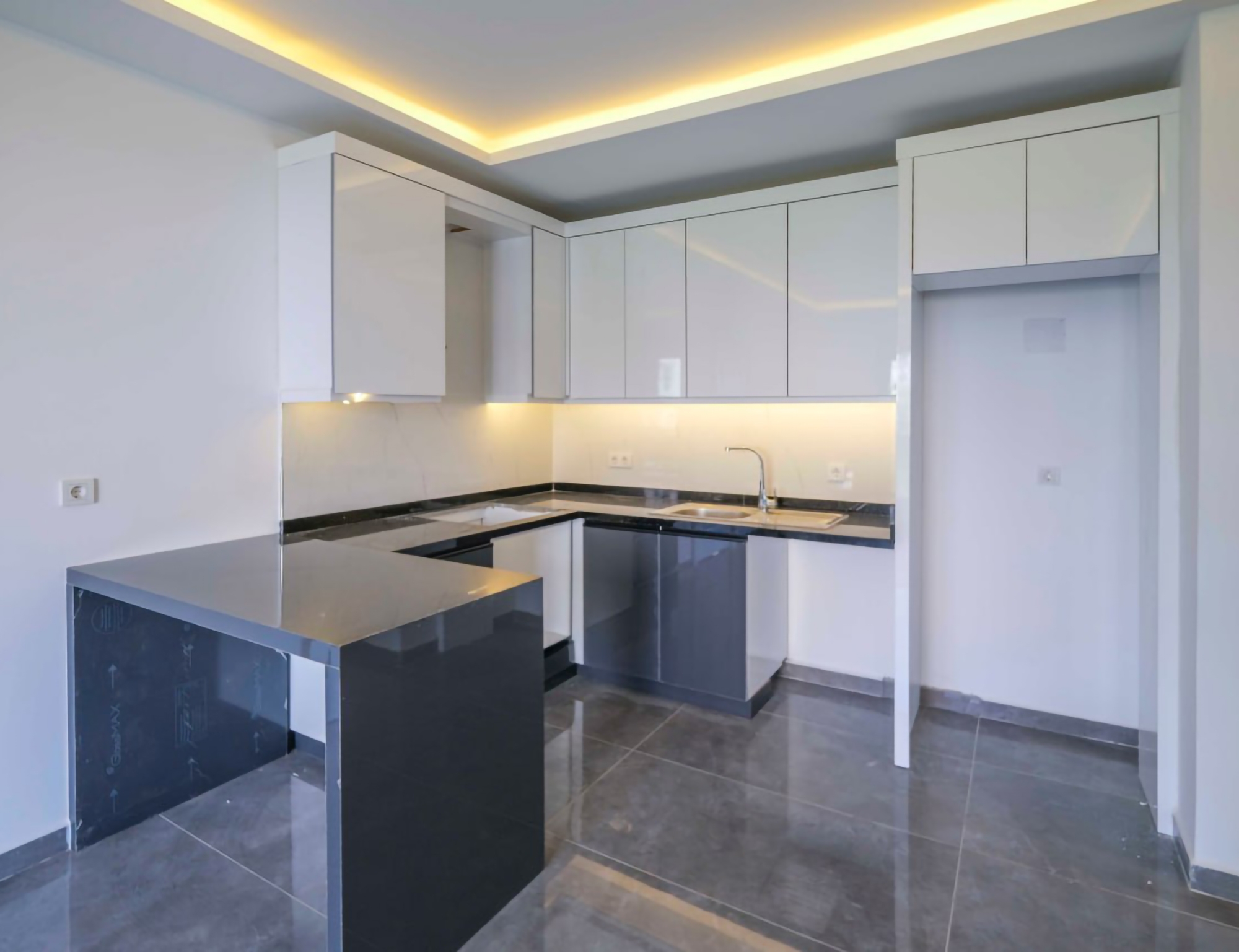 Luxuriöse 2+1 Wohnung mit Meerblick, Mahmutlar