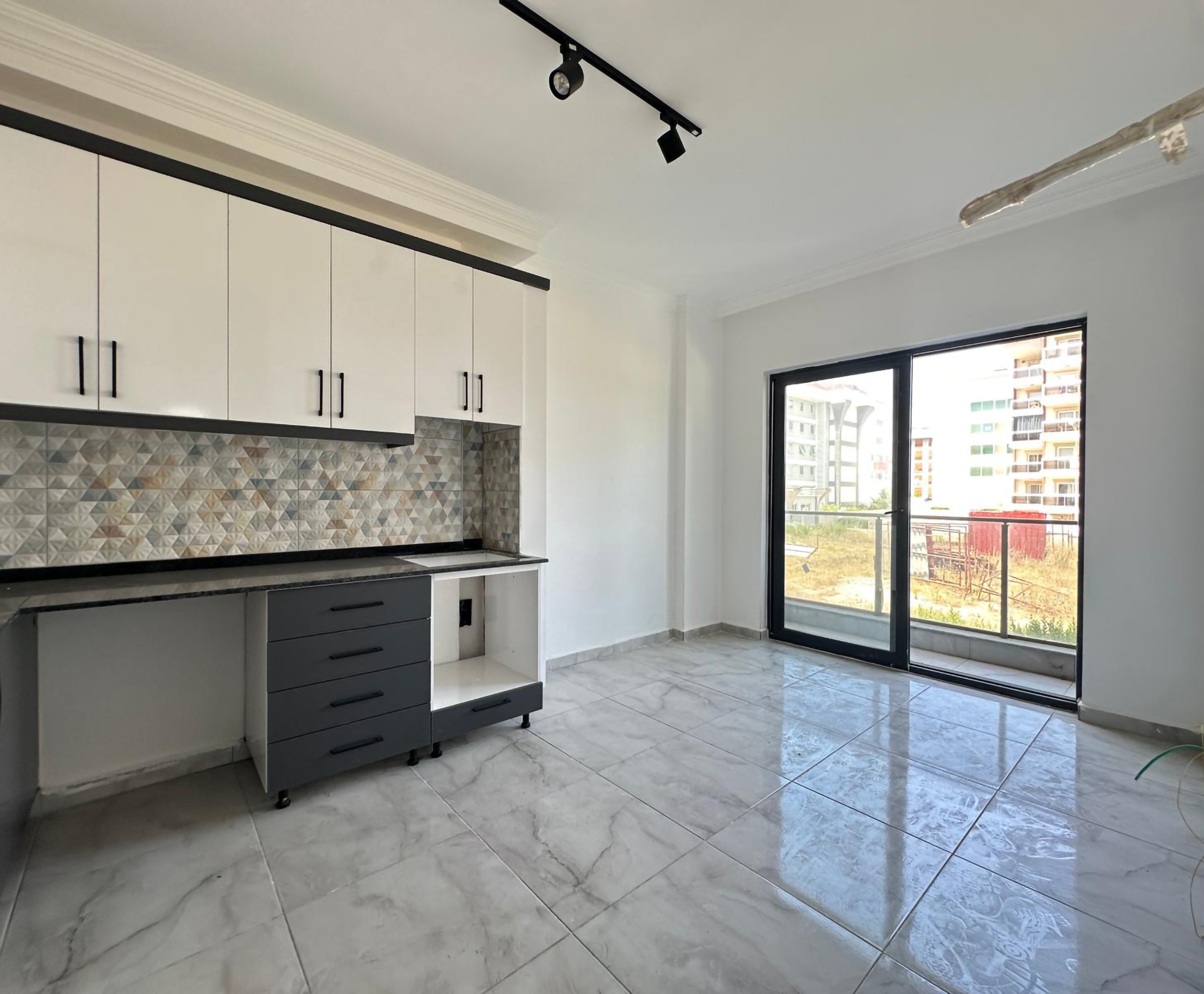 Modern 1+1 Apartment with Mountain View in Kestel, Alanya