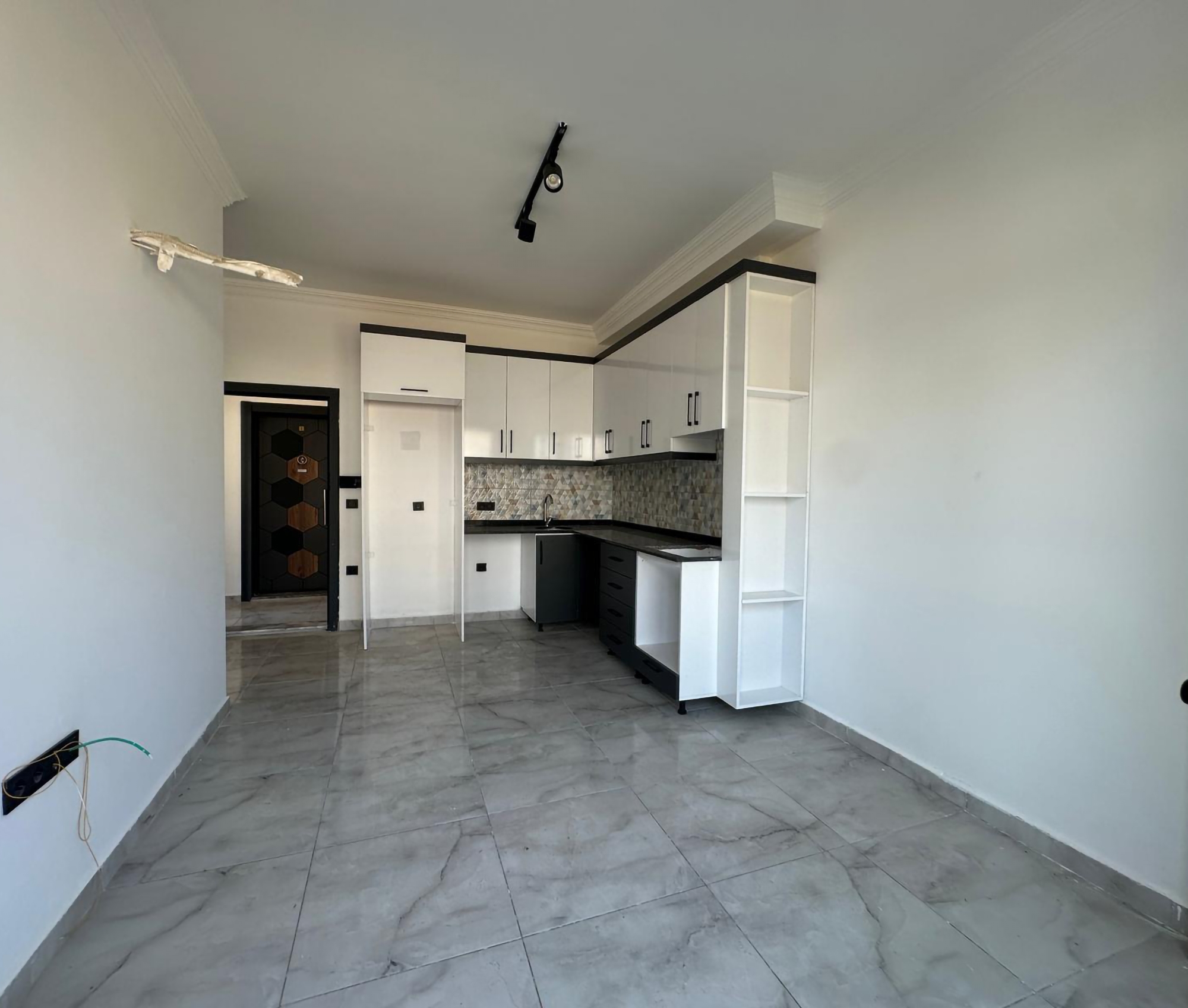 Modern 1+1 Apartment with Mountain View in Kestel, Alanya