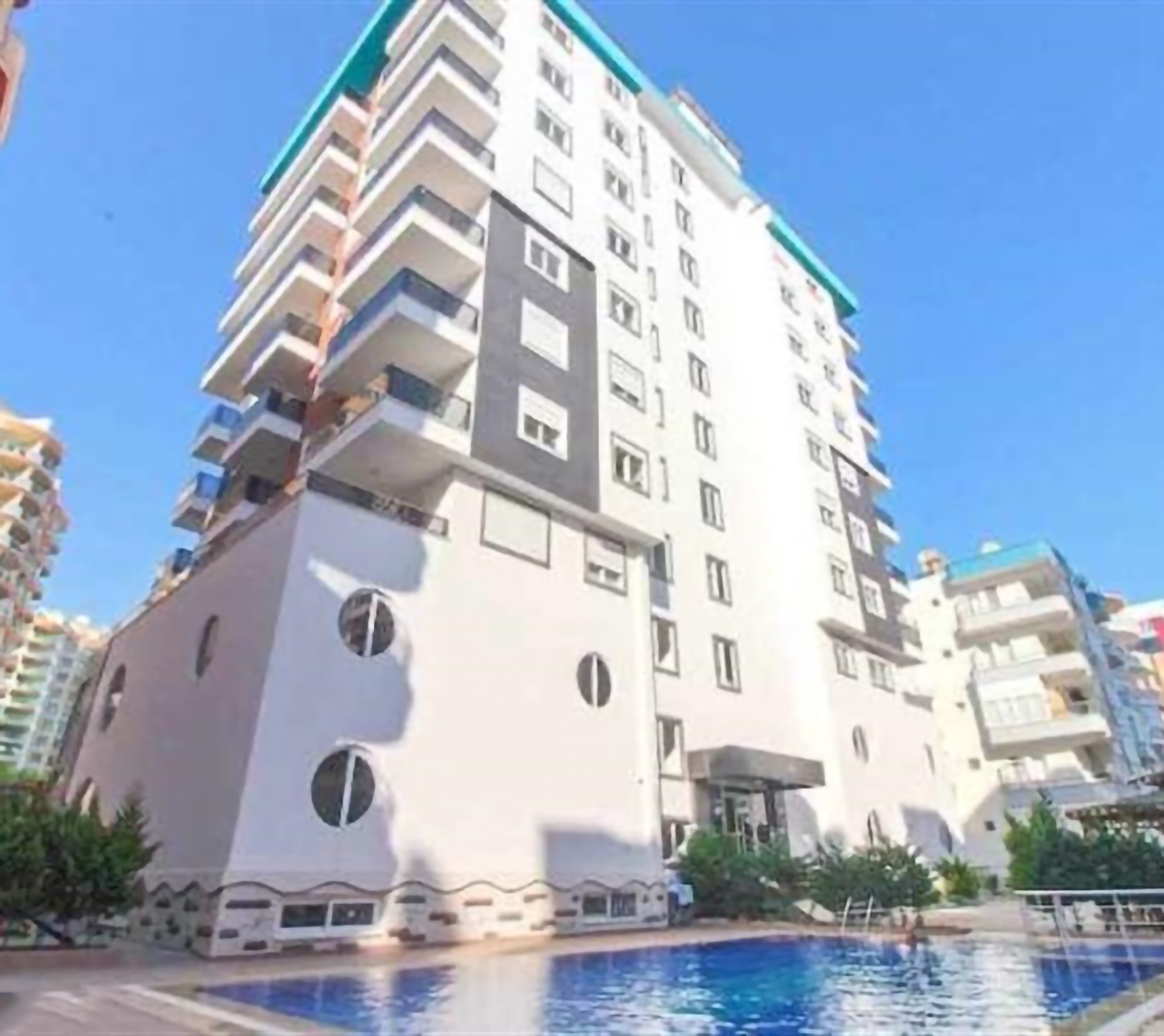 Mountain View 1+1 Apartment in Mahmutlar, Alanya