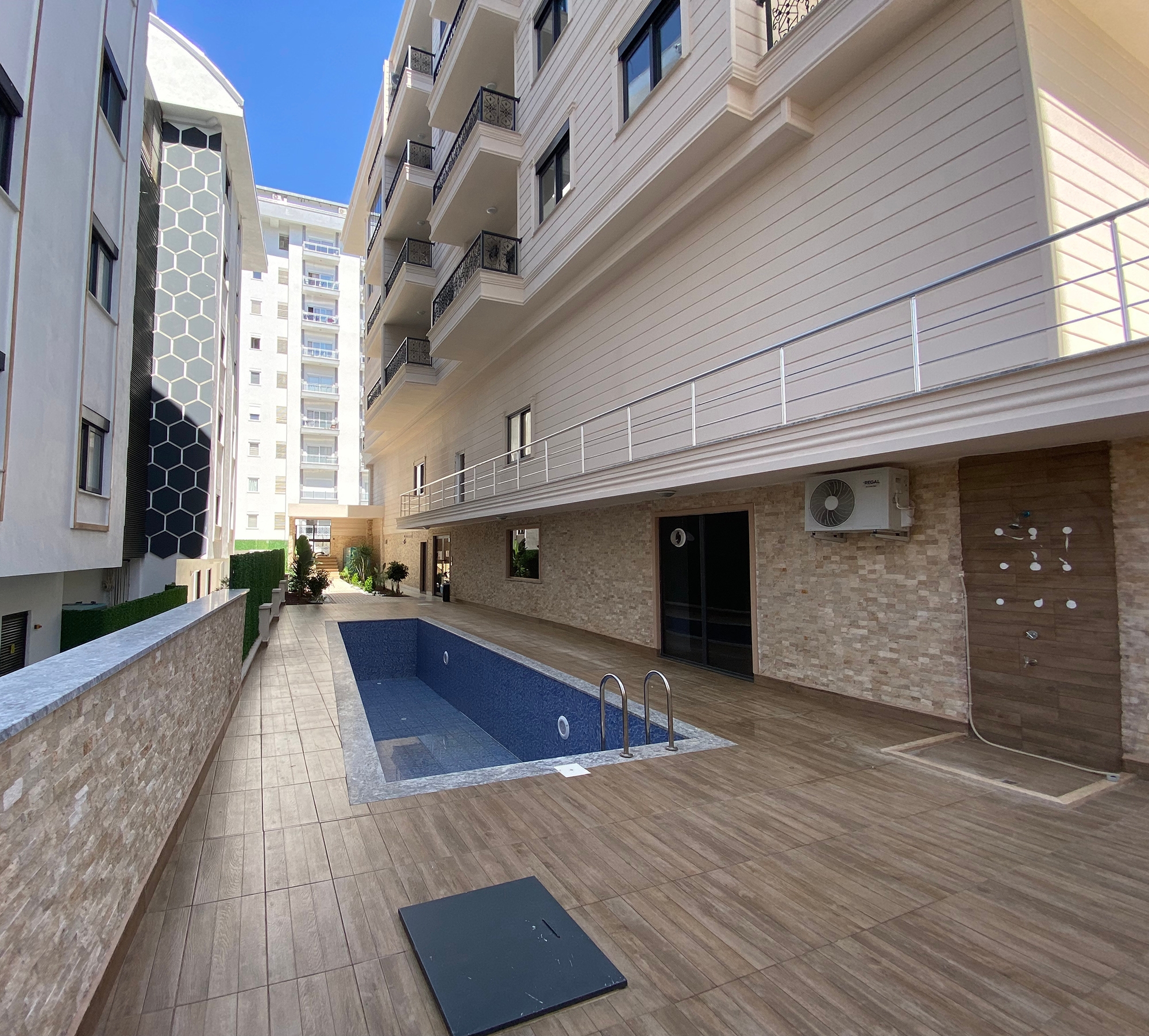 Luxuriöse 1+1 Wohnung mit Bergblick in Mahmutlar, Alanya