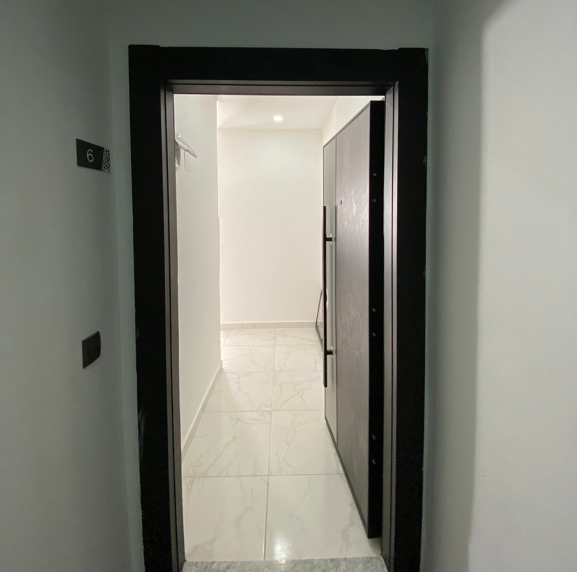 Luxuriöse 1+1 Wohnung mit Bergblick in Mahmutlar, Alanya