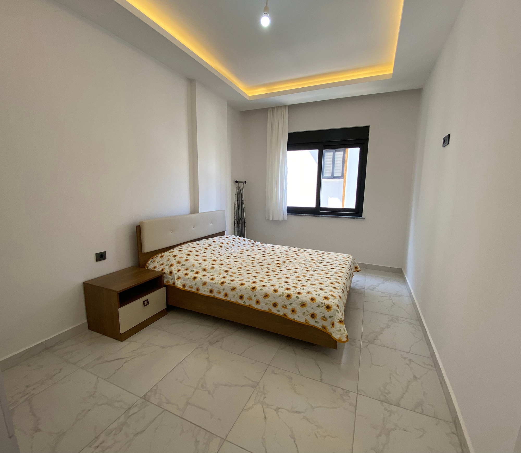 Luxuriöse 1+1 Wohnung mit Bergblick in Mahmutlar, Alanya