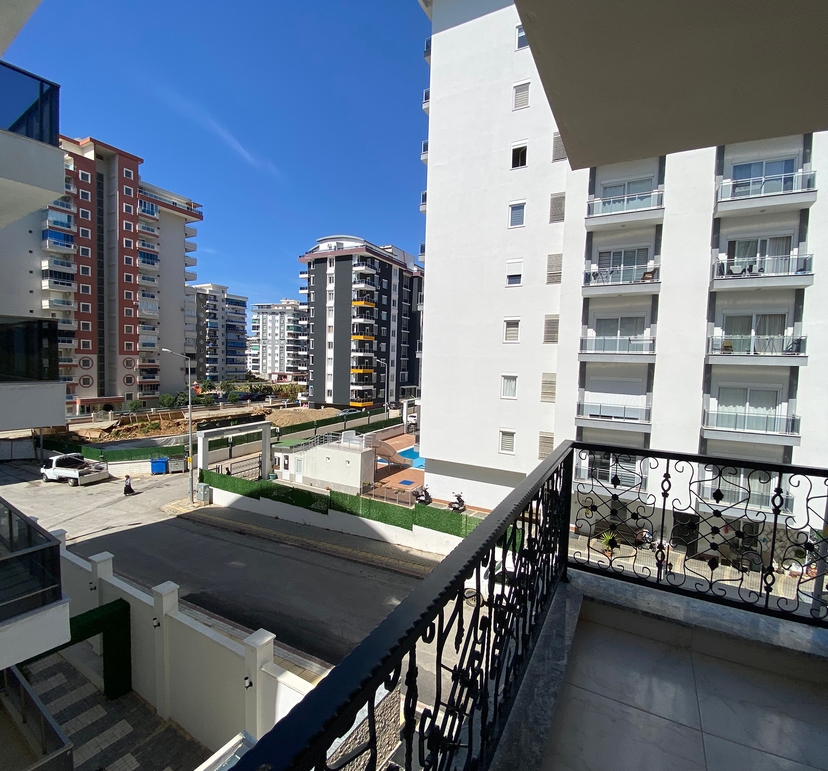 Luxuriöse 1+1 Wohnung mit Bergblick in Mahmutlar, Alanya