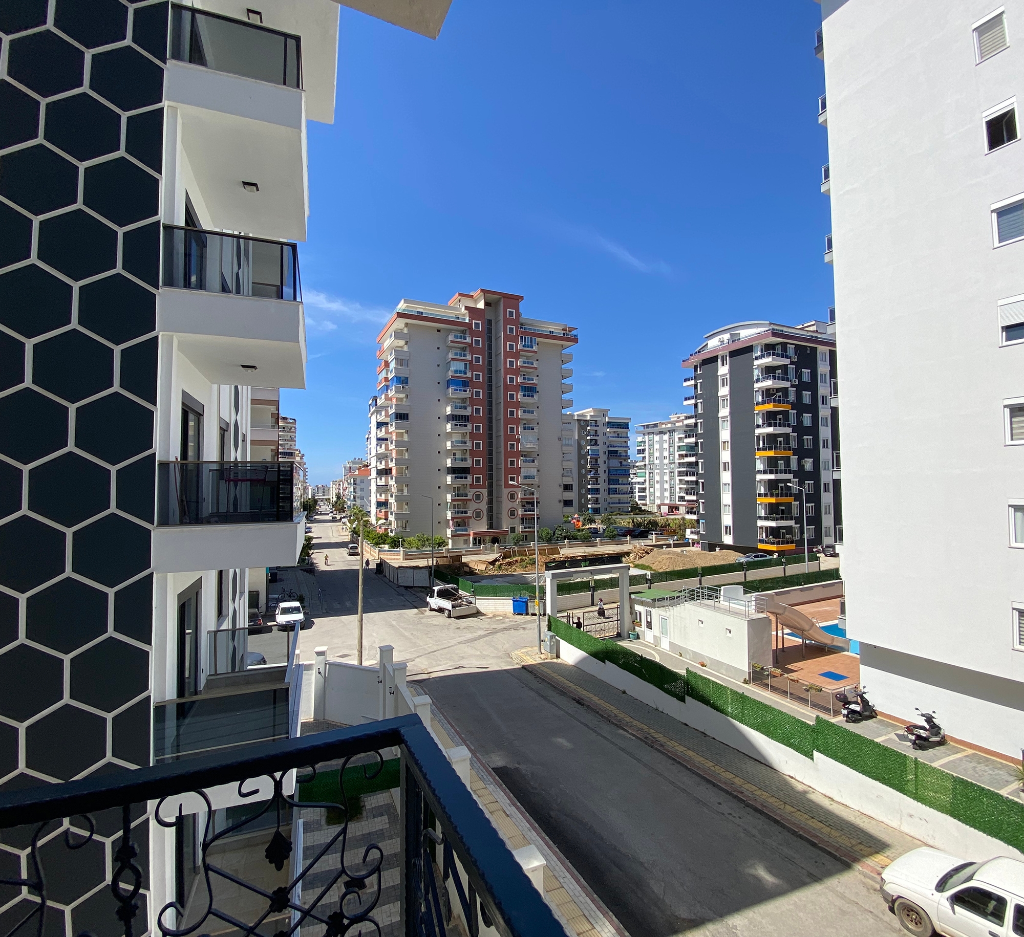 Luxuriöse 1+1 Wohnung mit Bergblick in Mahmutlar, Alanya