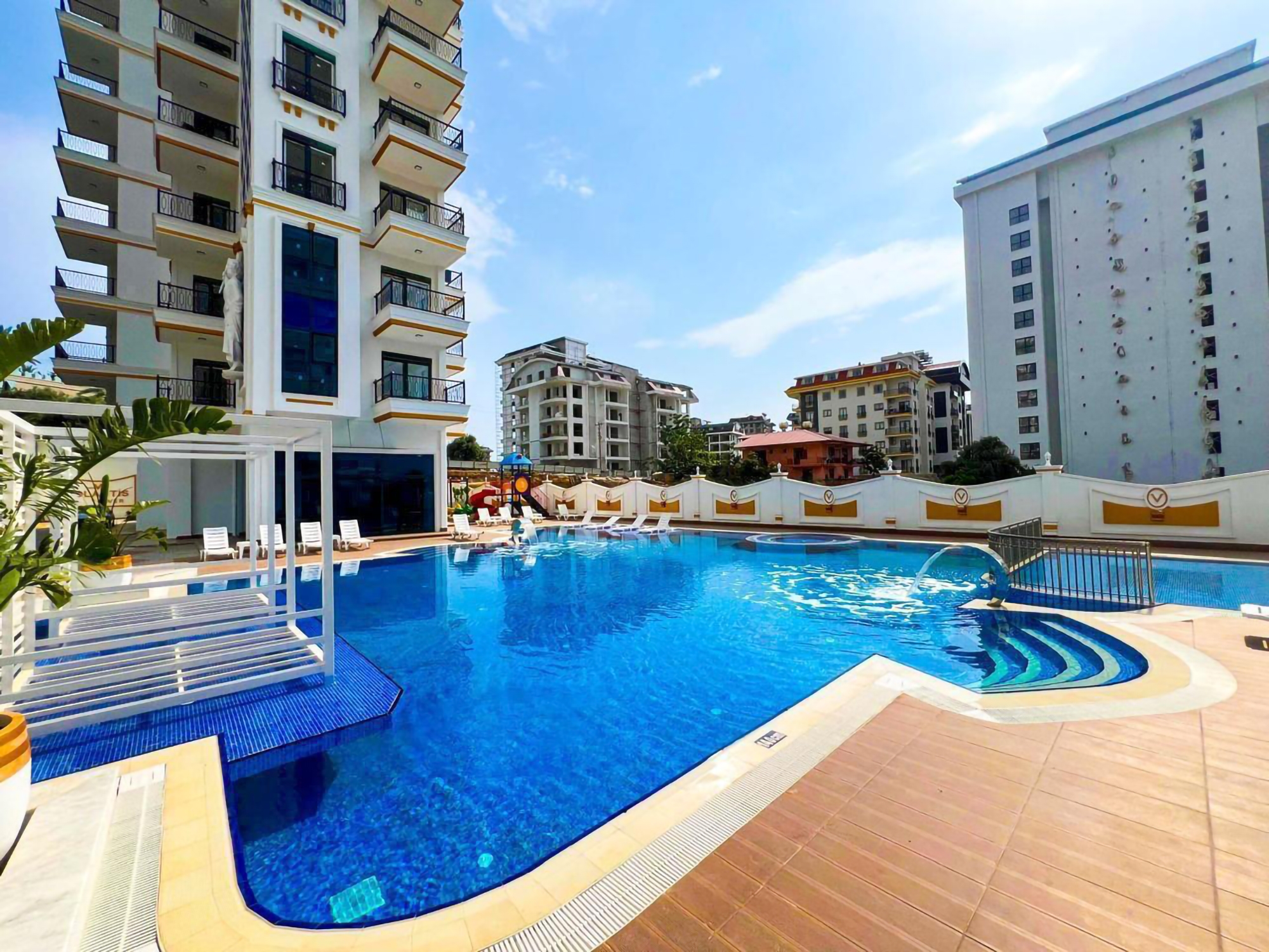 Luksuriøs 1+1 leilighet med fjellutsikt, Alanya