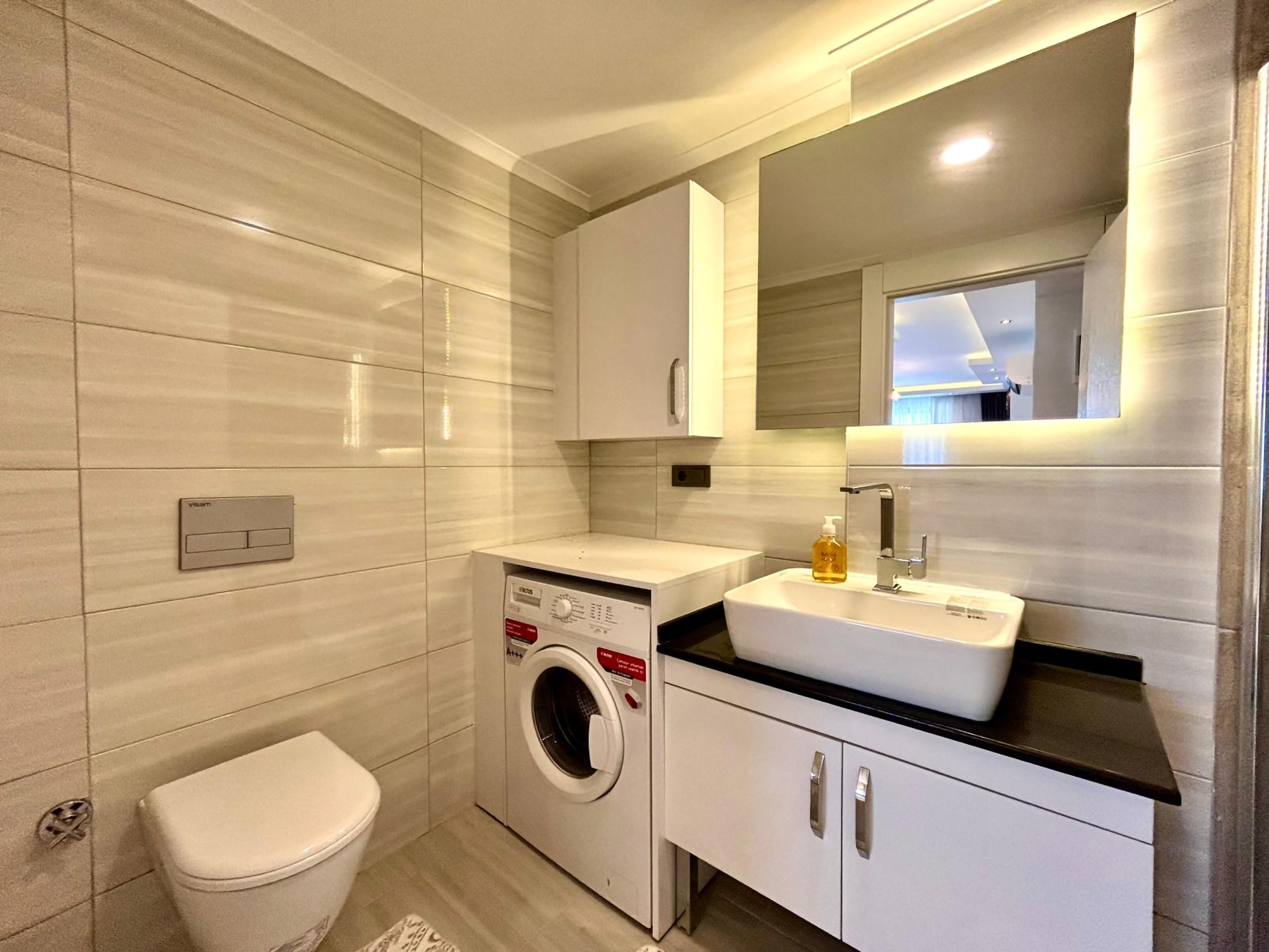 Luksus 1+1 Lejlighed med Bjergudsigt, Alanya