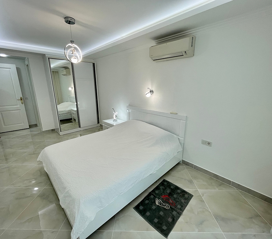 Ylellinen 3+1 asunto meri- ja vuorinäköalalla, Alanya