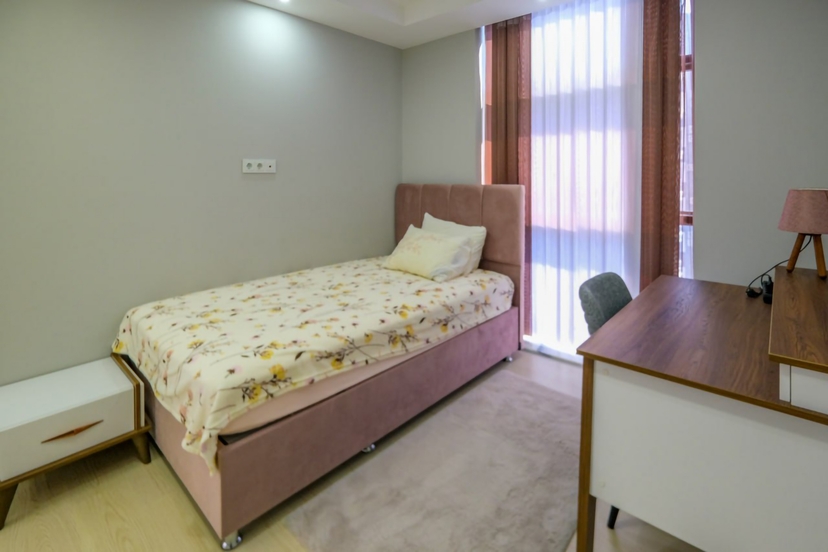 Luksus 2+1 Lejlighed med Hav- og Bjergudsigt, Alanya