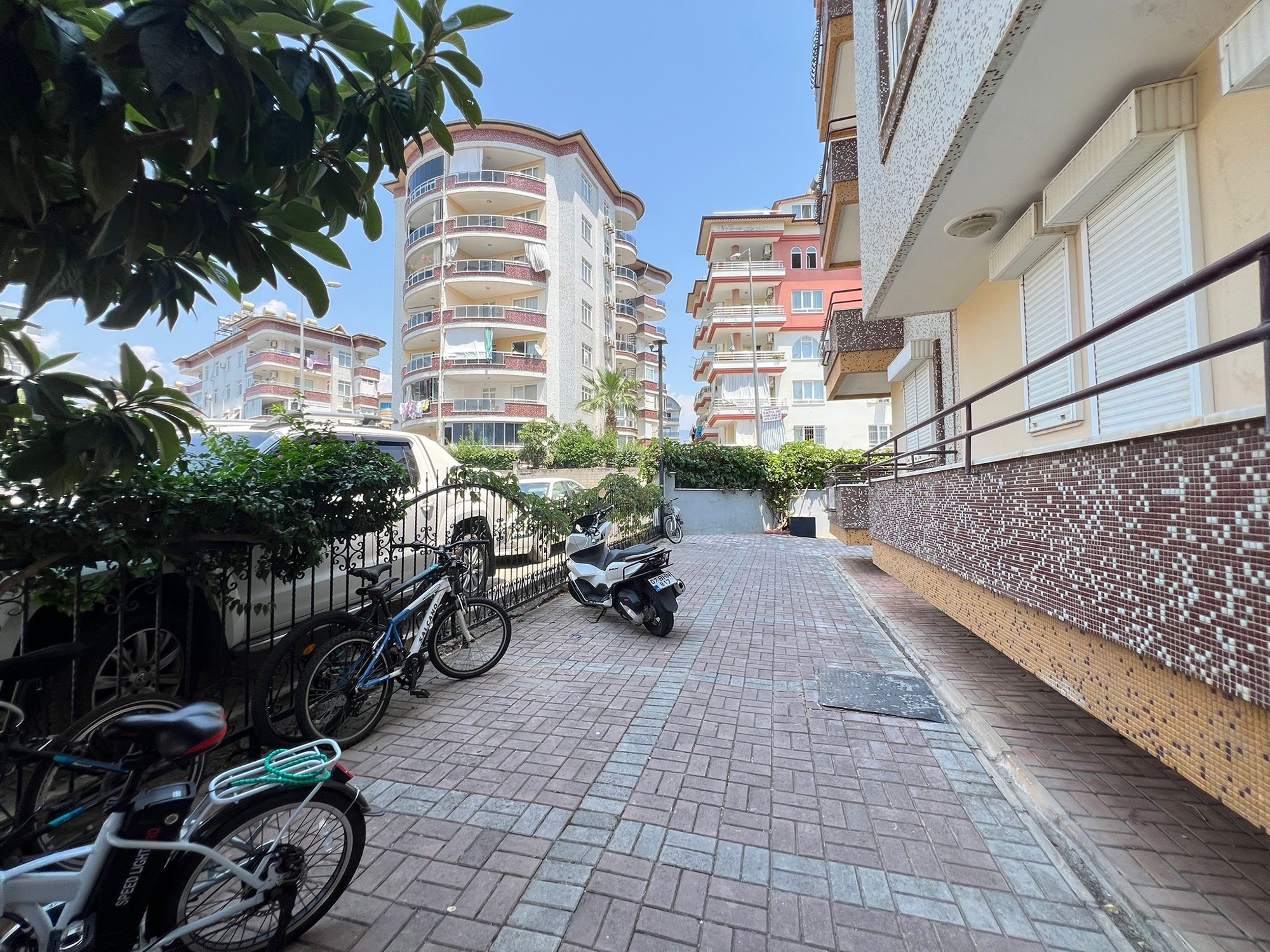 Spacious 3+1 Apartment with Mountain Views in Tosmur, Alanya