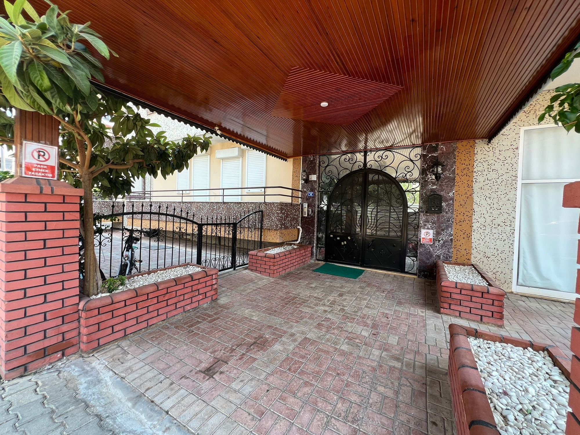 Spacious 3+1 Apartment with Mountain Views in Tosmur, Alanya