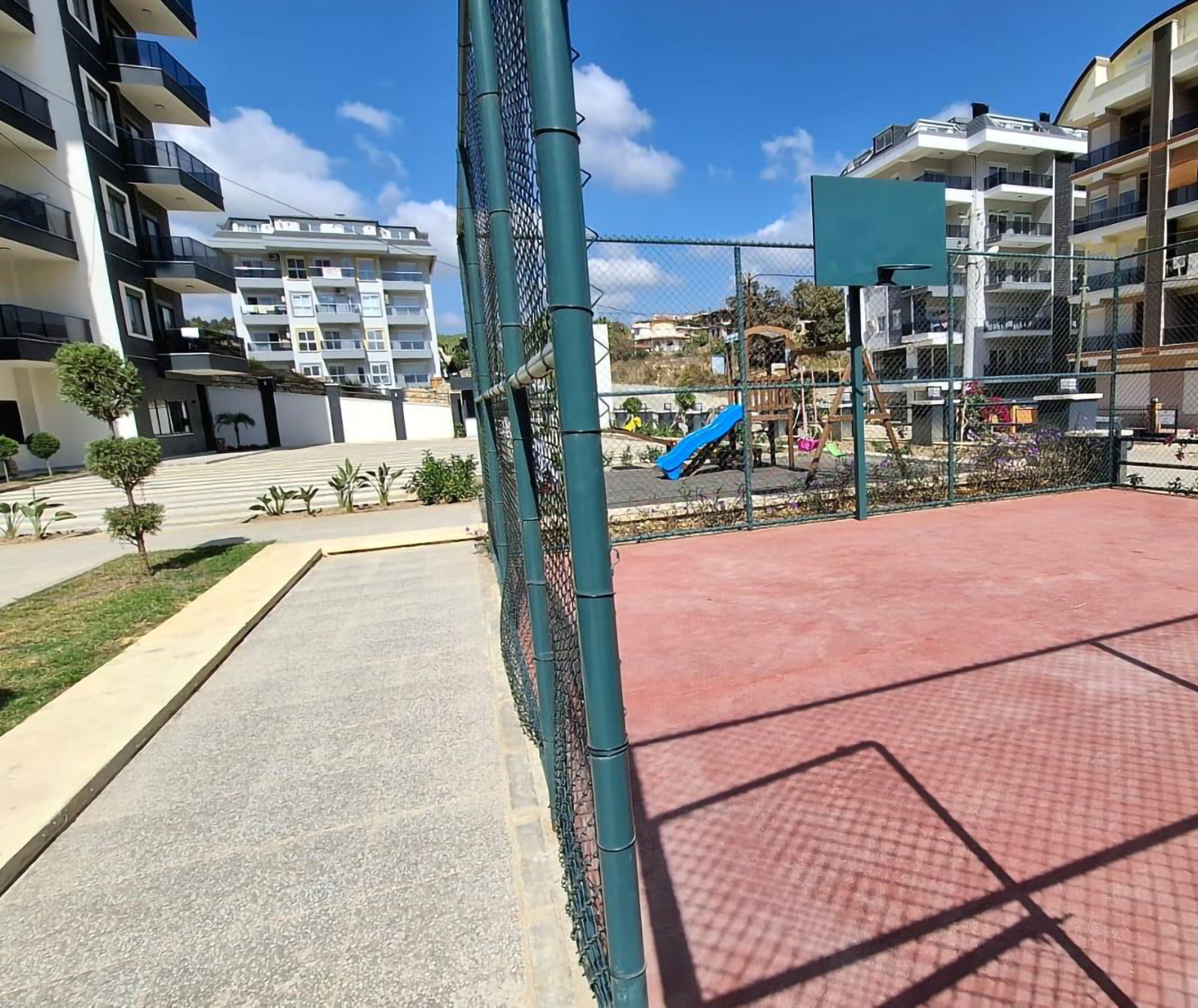 Luxury 1+1 Apartment with Mountain Views in Avsallar, Alanya