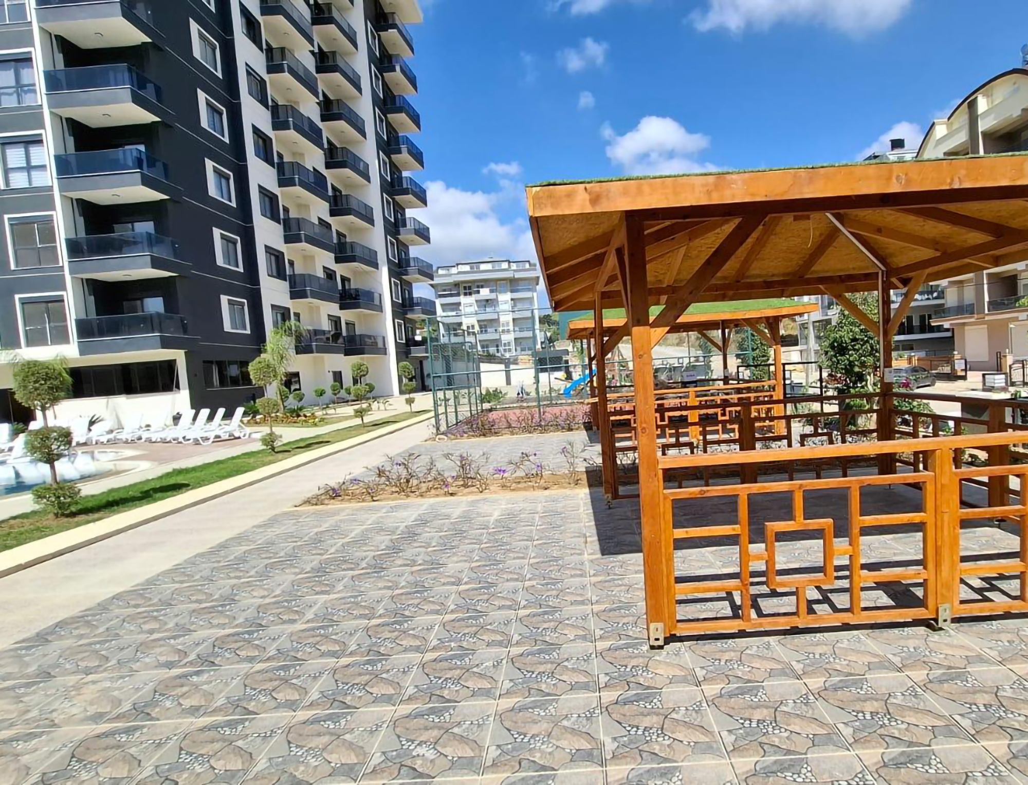 Luxury 1+1 Apartment with Mountain Views in Avsallar, Alanya