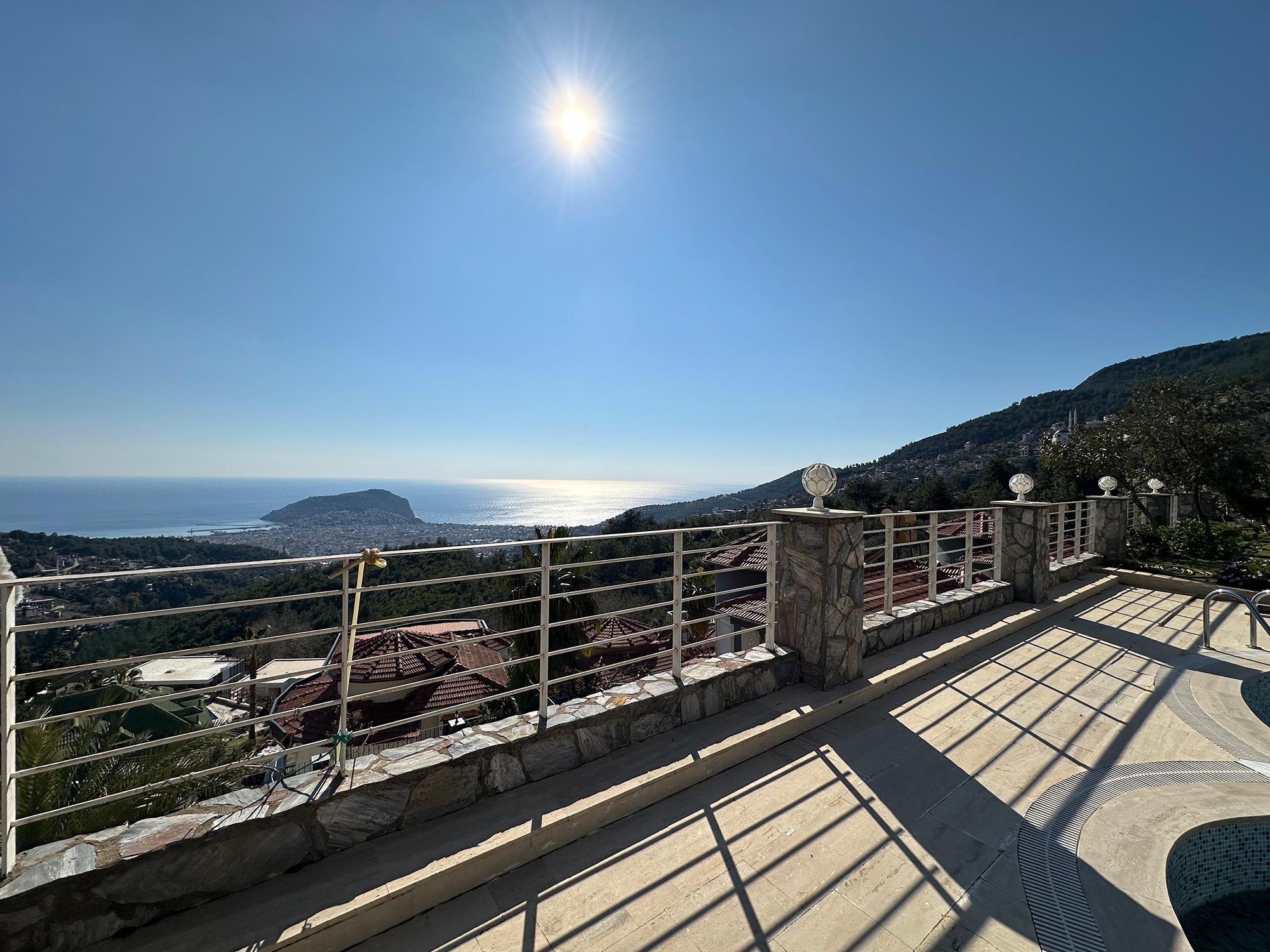 Luxurious 5+1 Villa with Breathtaking Views in Alanya - Bektas