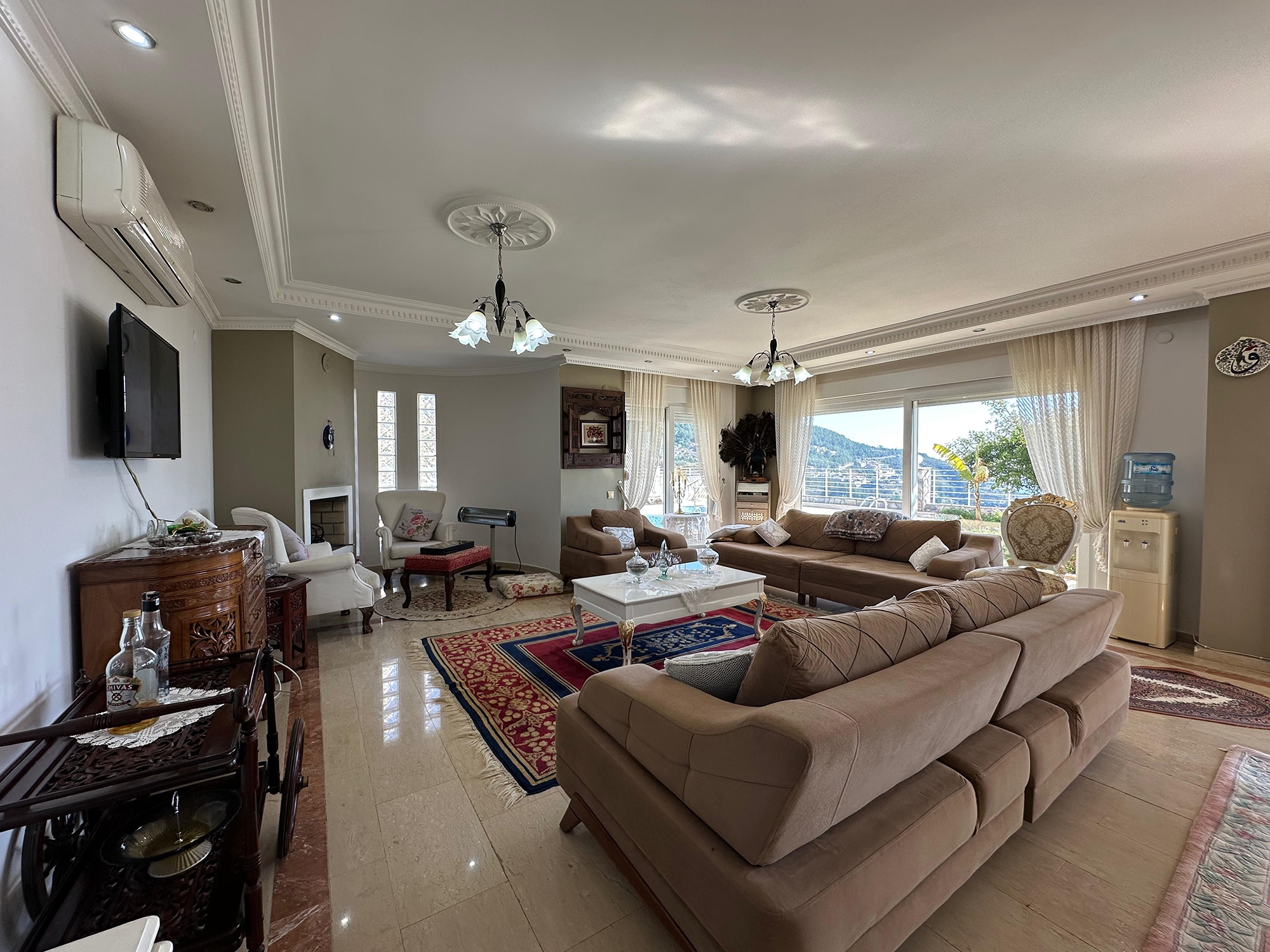 Luxurious 5+1 Villa with Breathtaking Views in Alanya - Bektas