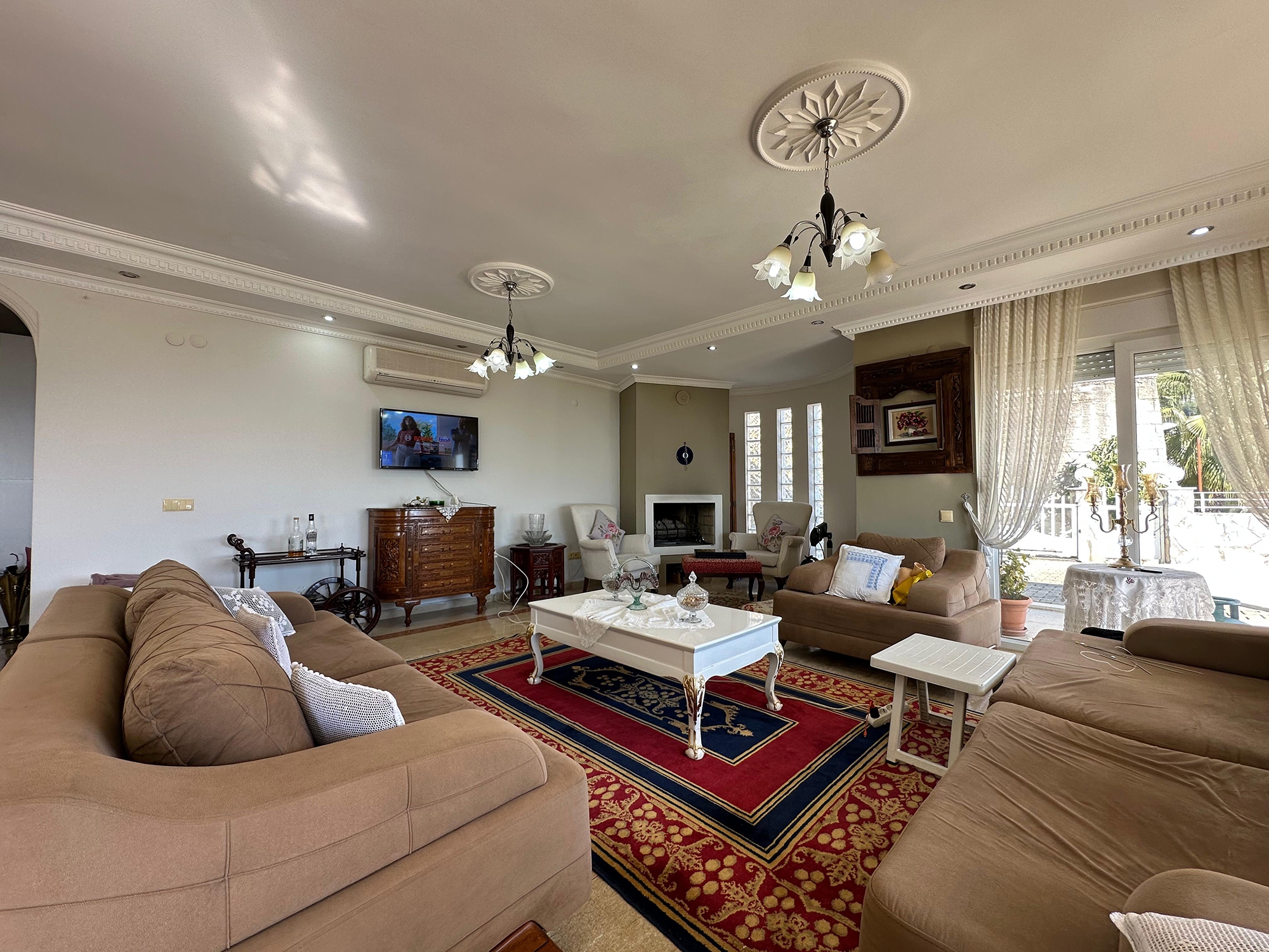 Luxurious 5+1 Villa with Breathtaking Views in Alanya - Bektas