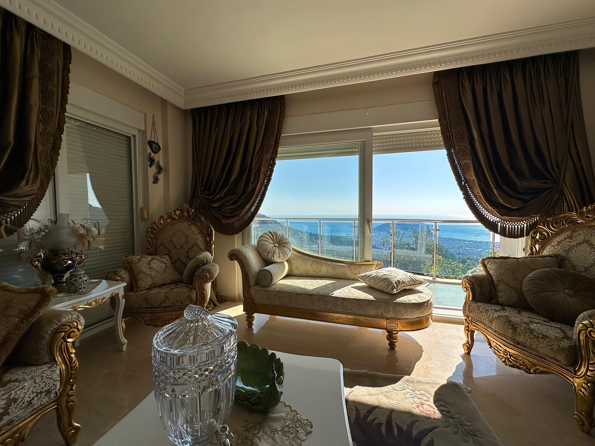 Luxurious 5+1 Villa with Breathtaking Views in Alanya - Bektas