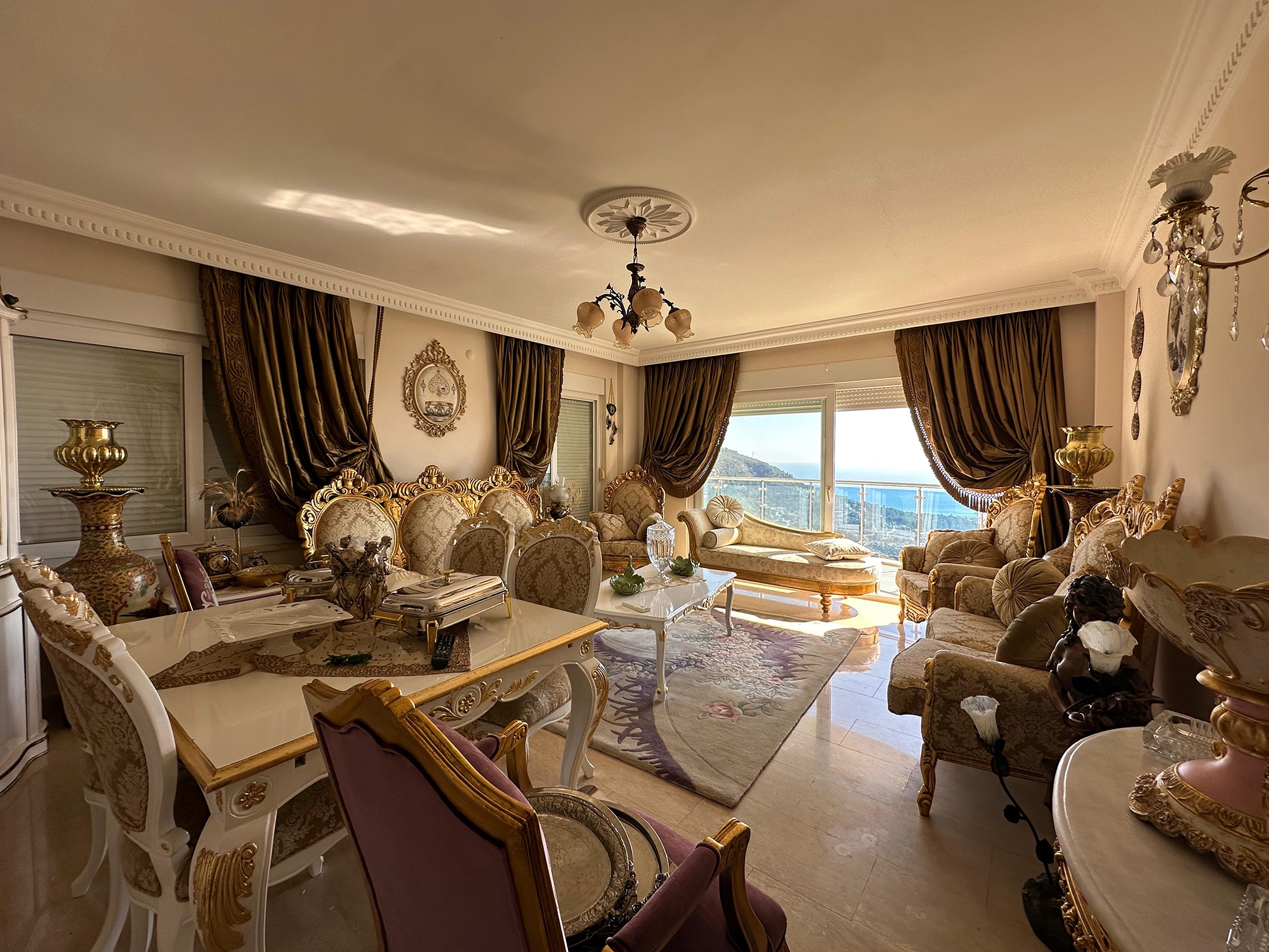 Luxurious 5+1 Villa with Breathtaking Views in Alanya - Bektas