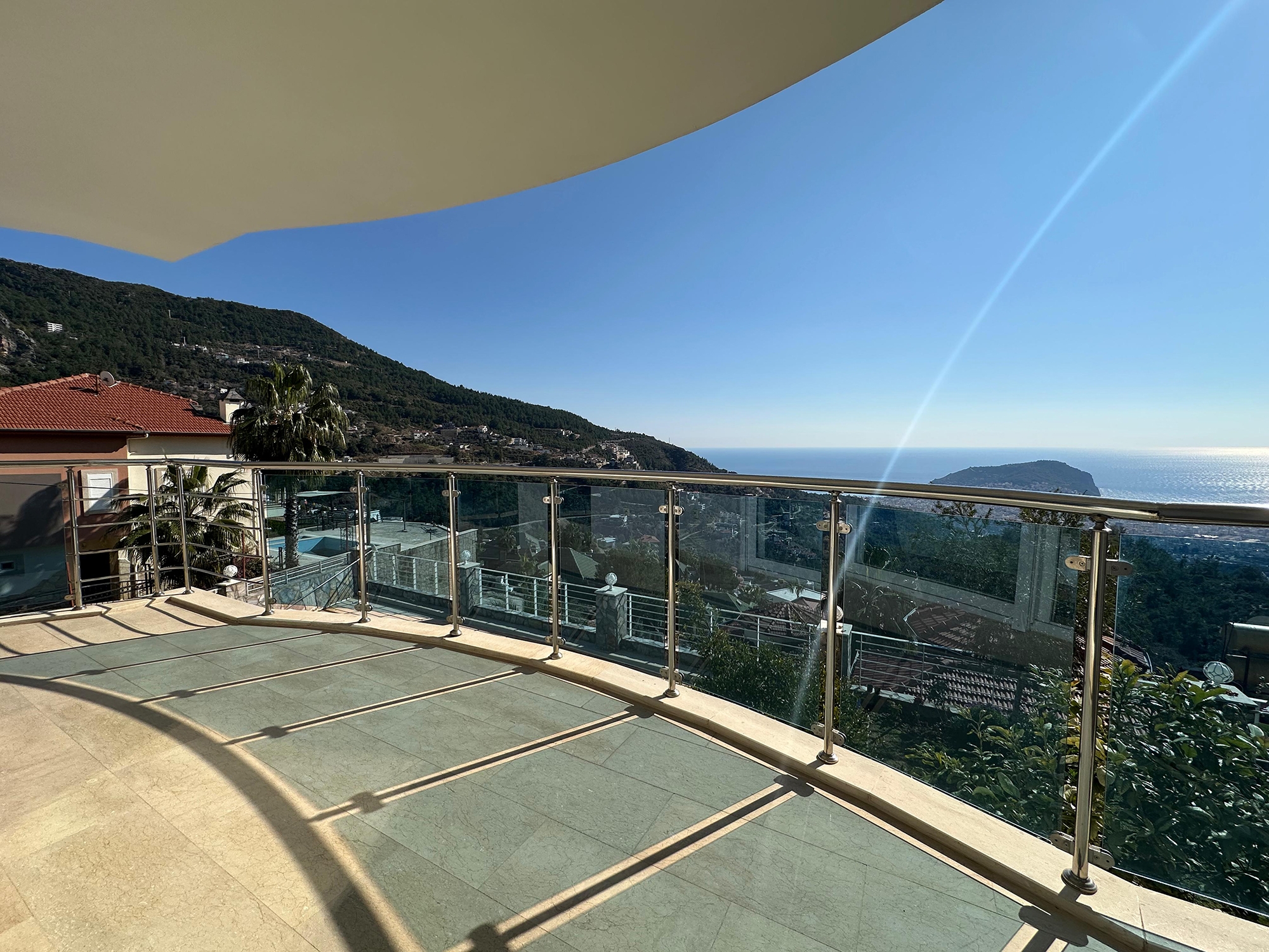Luxurious 5+1 Villa with Breathtaking Views in Alanya - Bektas