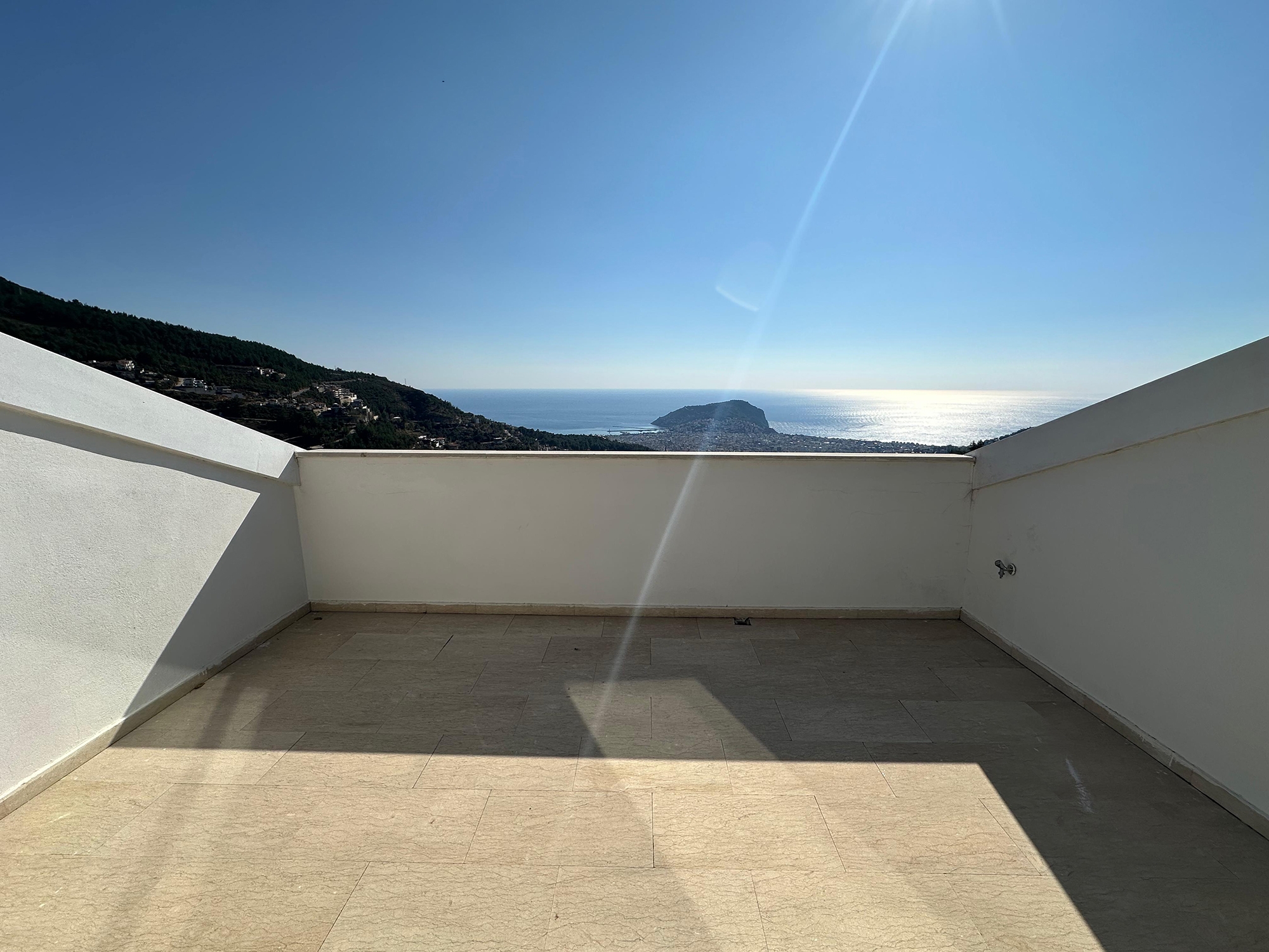 Luxurious 5+1 Villa with Breathtaking Views in Alanya - Bektas