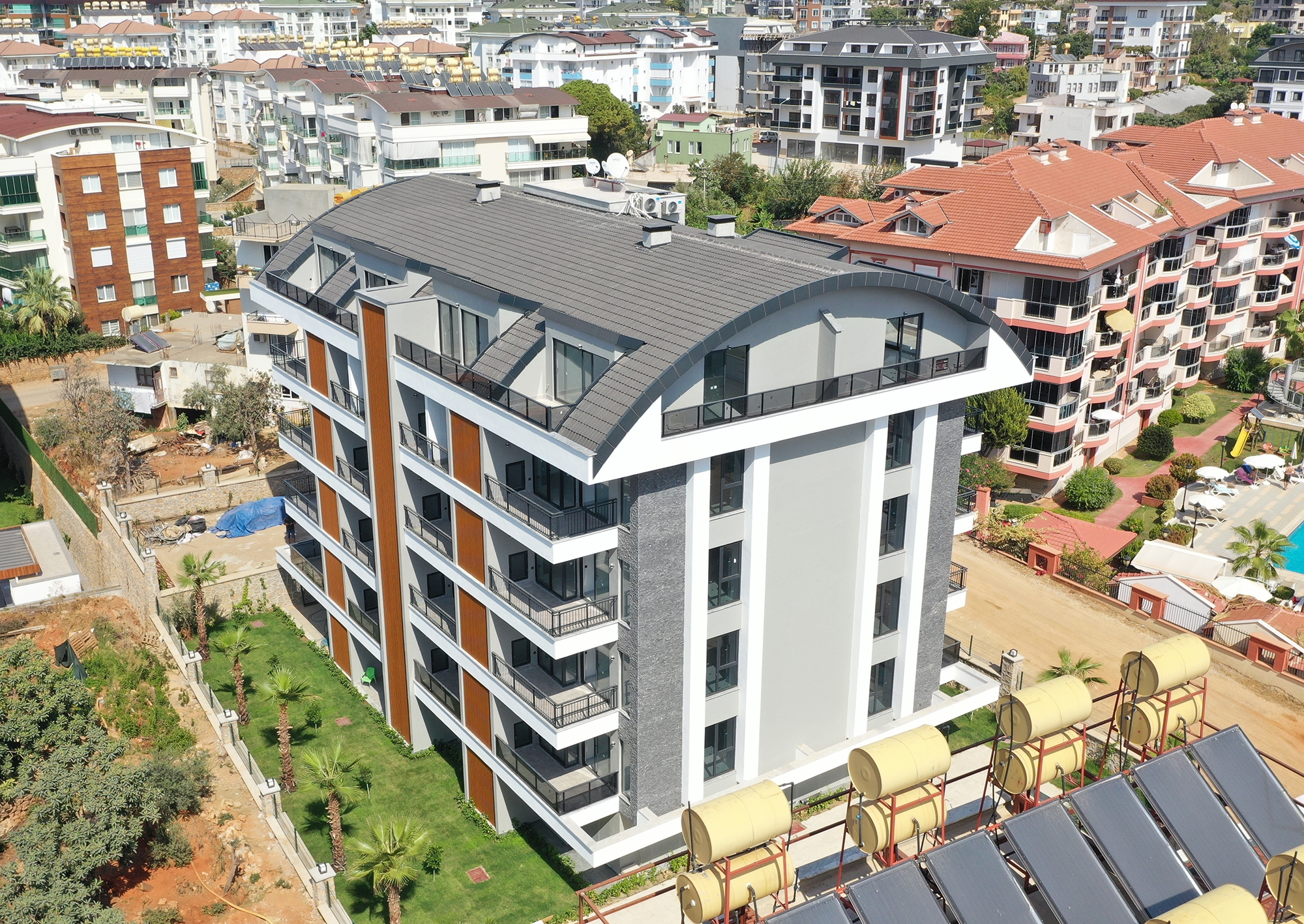 Luxurious 3+1 Apartment in Oba, Alanya with Mountain Views