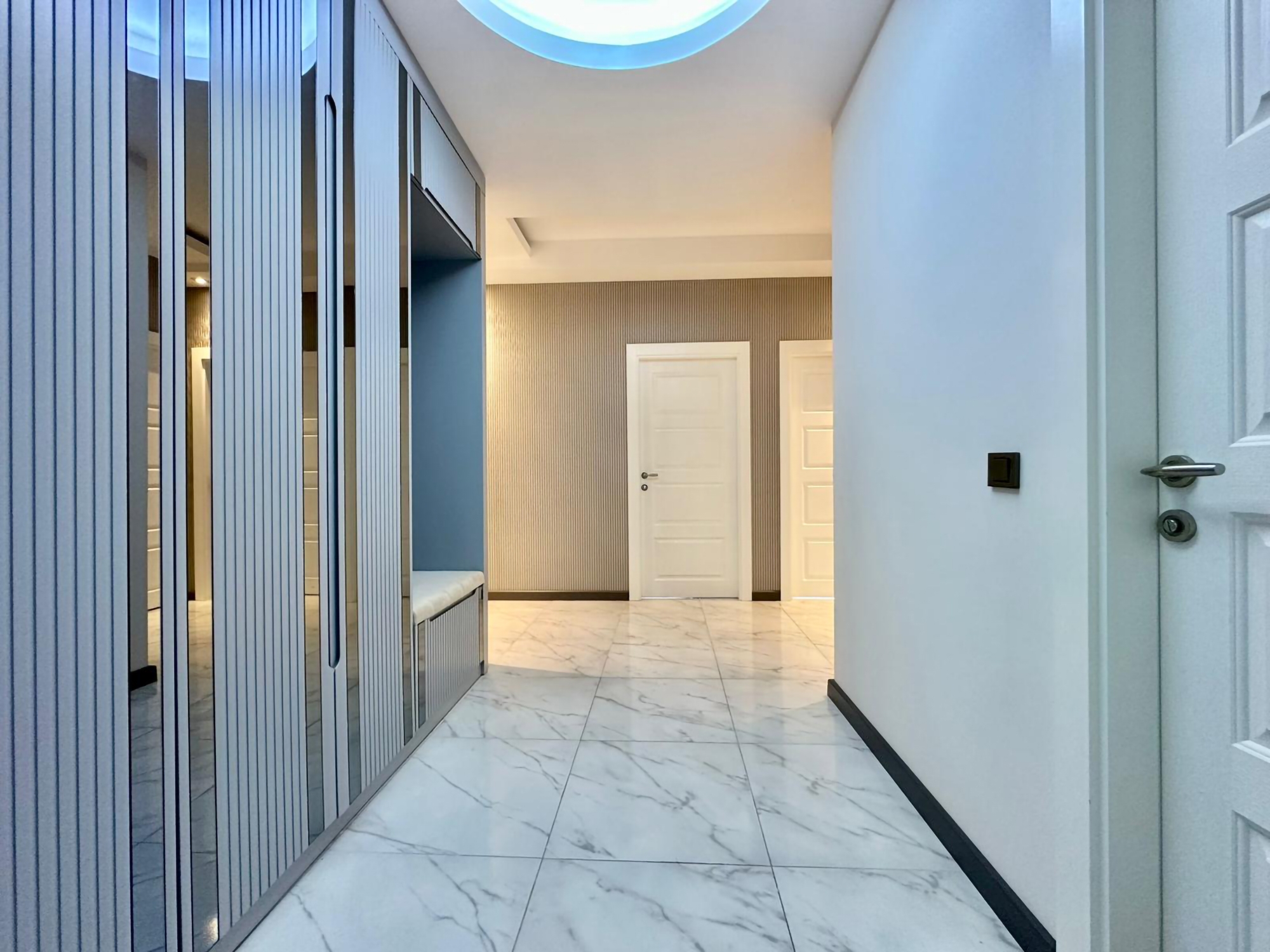 Geräumiges 4+1 Luxusapartment mit Bergblick, Alanya