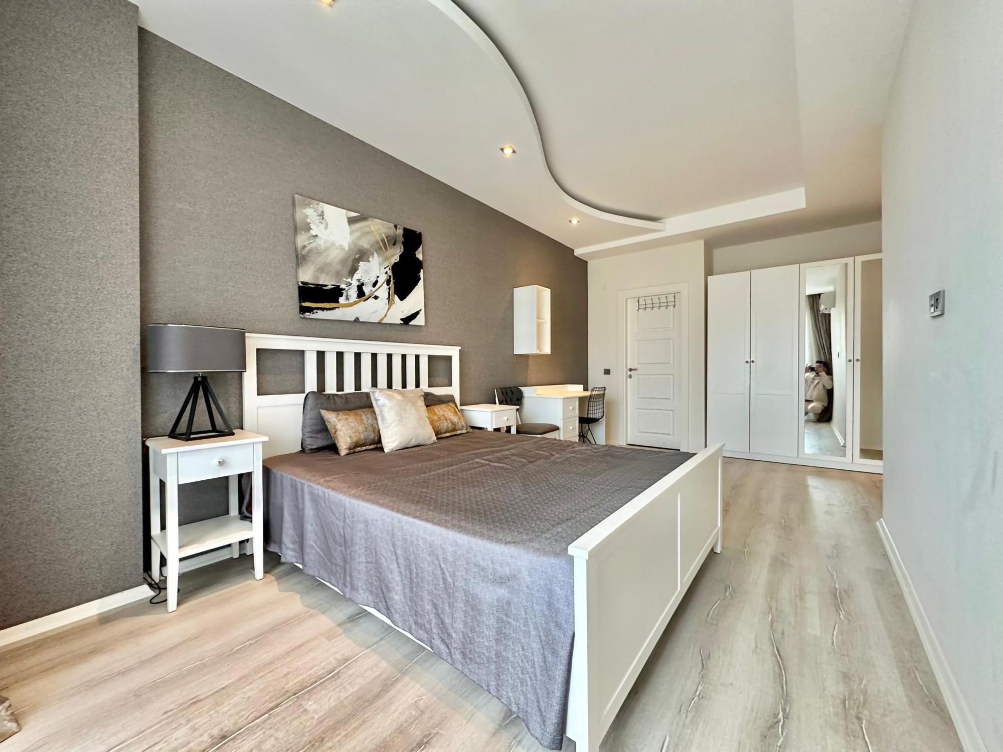 Geräumiges 4+1 Luxusapartment mit Bergblick, Alanya