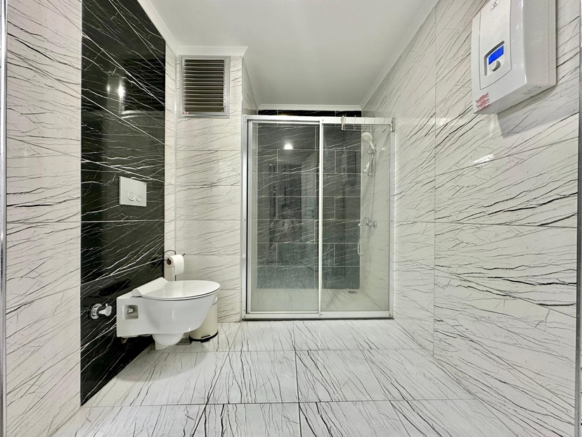 Geräumiges 4+1 Luxusapartment mit Bergblick, Alanya