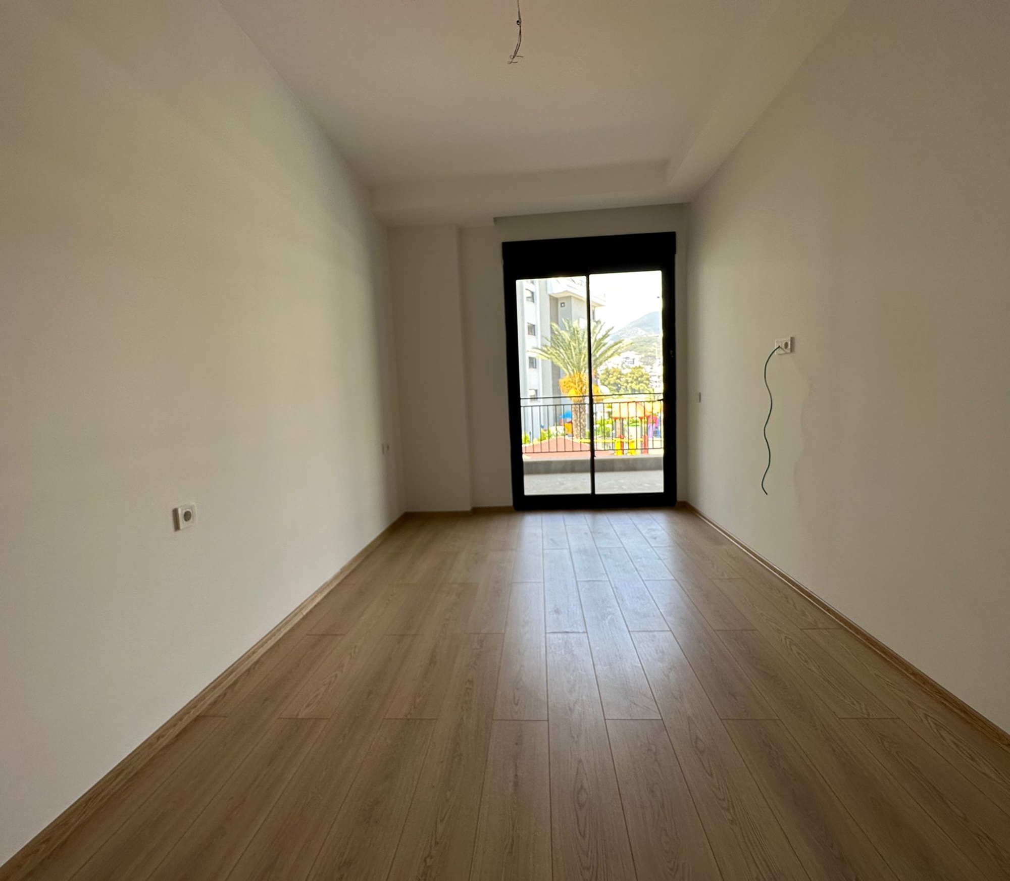 Moderne 2+1 Lejlighed med Bjergudsigt i Alanya - Oba