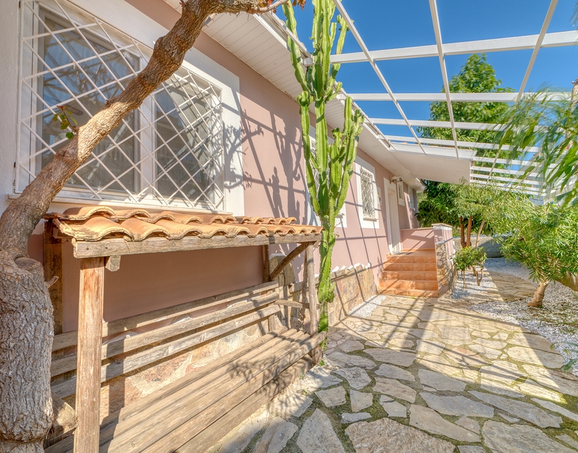 Spacious 3+1 Villa with Mountain Views, Alanya-Avsallar