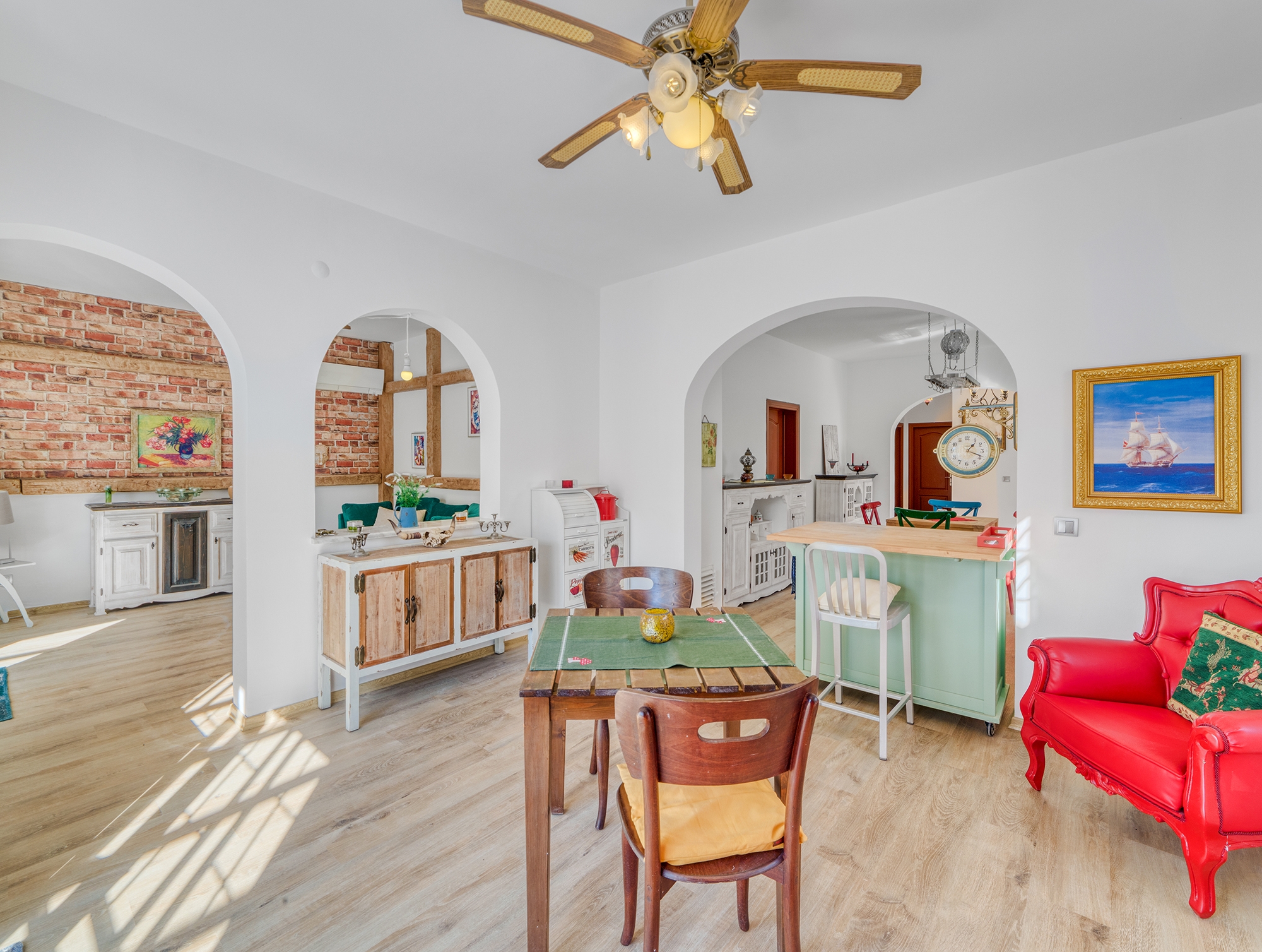 Spacious 3+1 Villa with Mountain Views, Alanya-Avsallar
