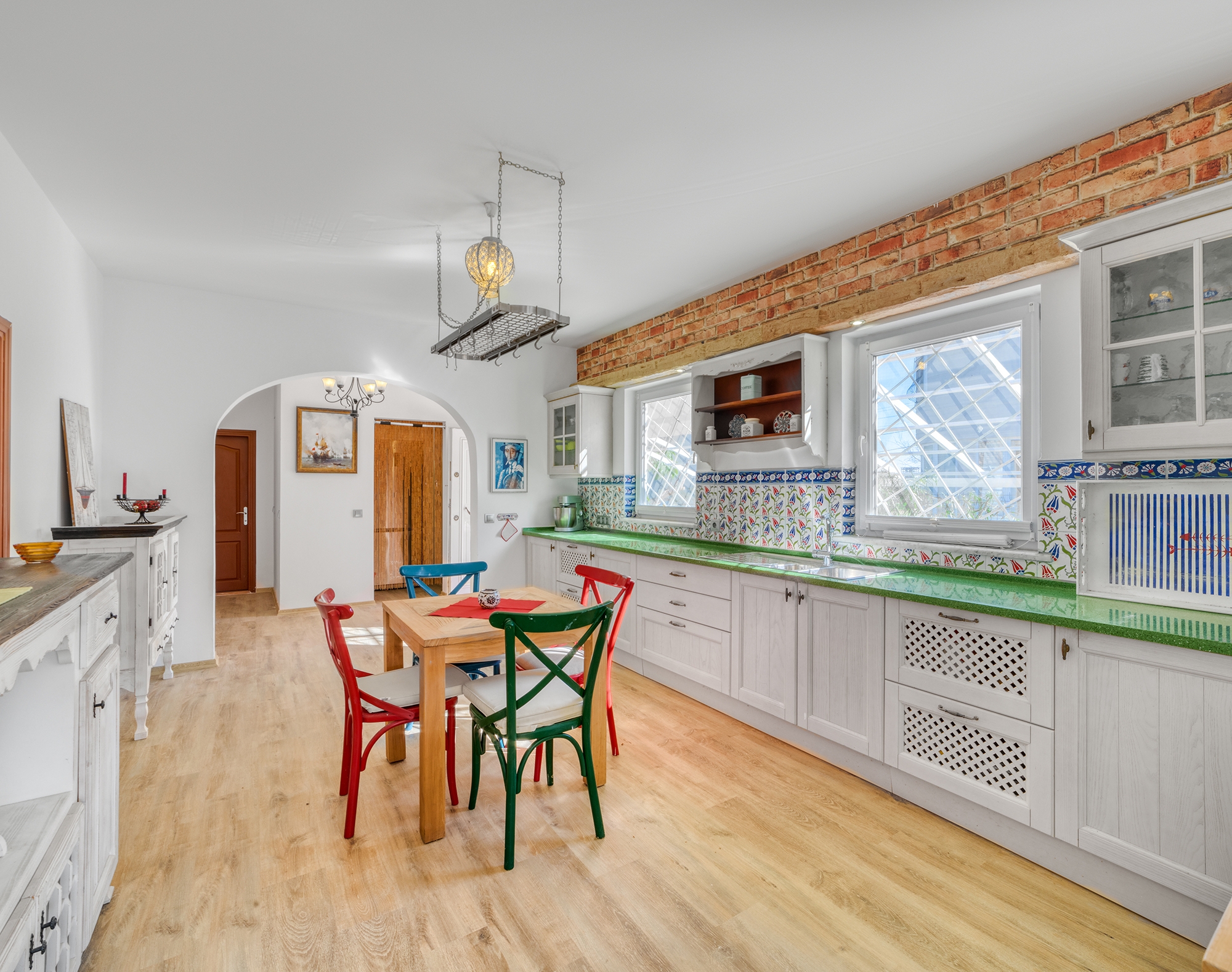 Spacious 3+1 Villa with Mountain Views, Alanya-Avsallar