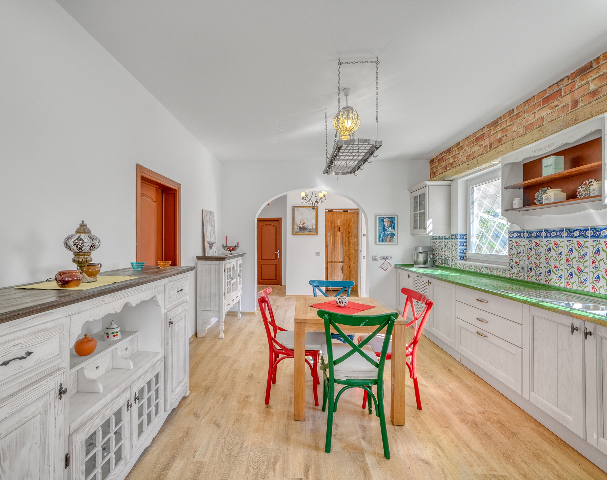 Spacious 3+1 Villa with Mountain Views, Alanya-Avsallar