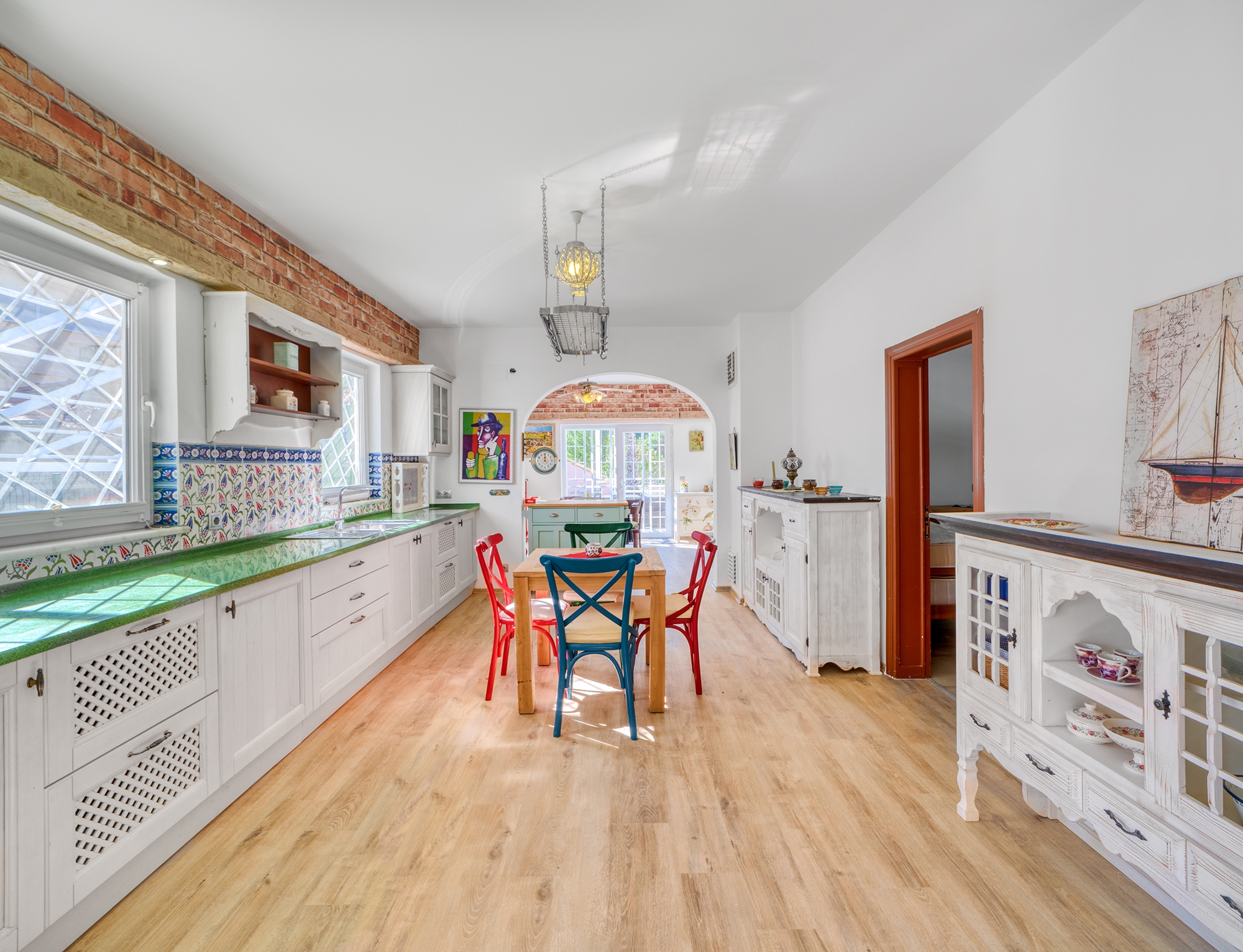 Spacious 3+1 Villa with Mountain Views, Alanya-Avsallar