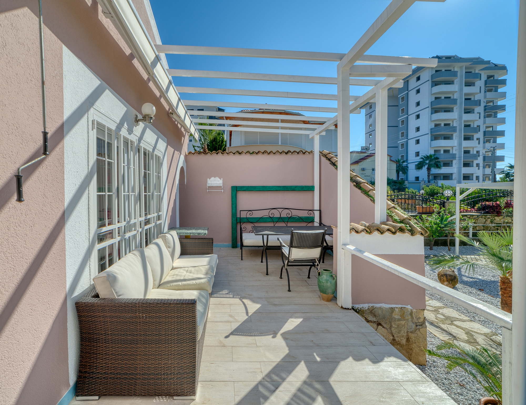 Spacious 3+1 Villa with Mountain Views, Alanya-Avsallar