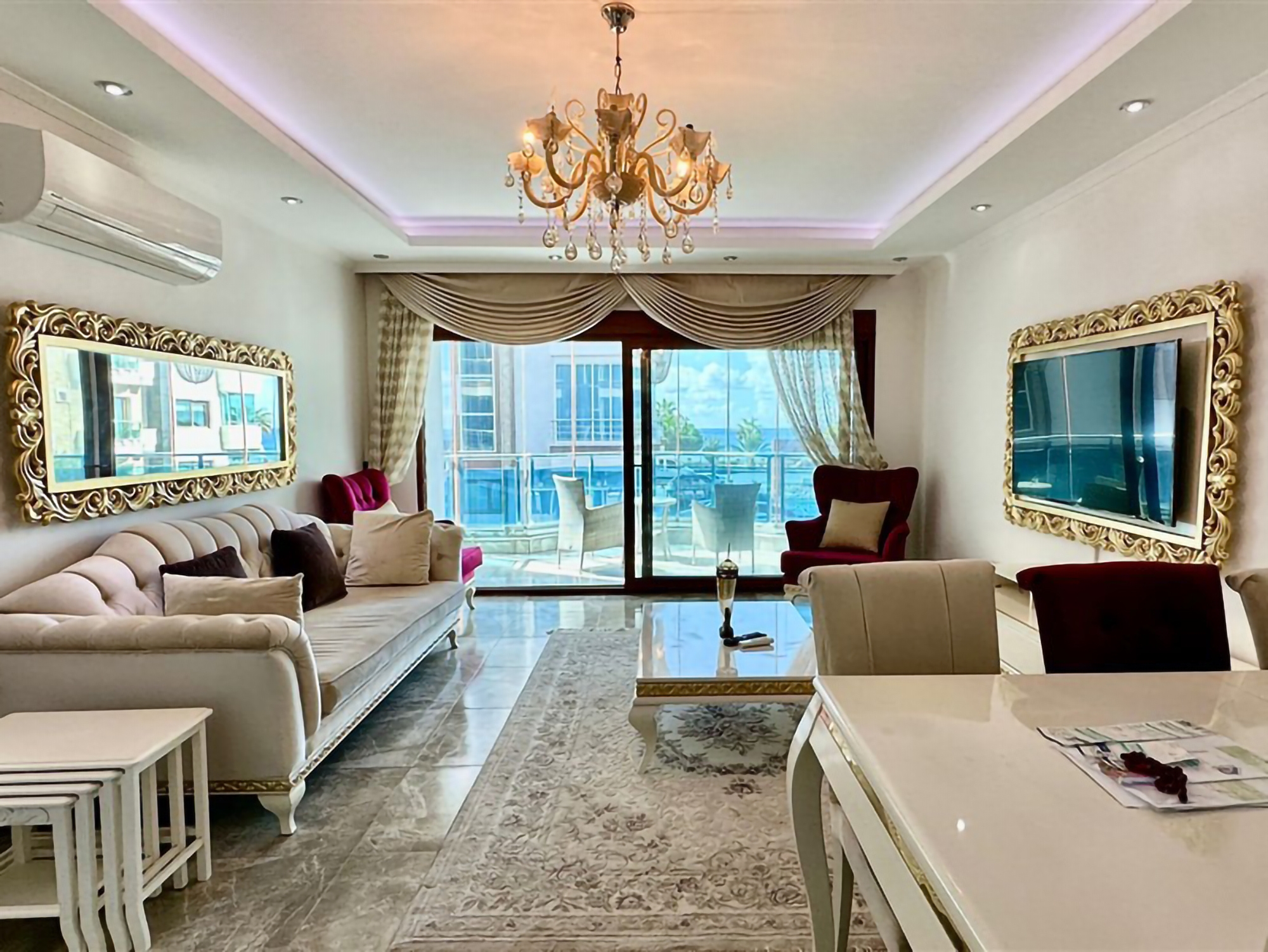 Luksuriøs 2+1 leilighet med fantastisk sjøutsikt, ALANYA - Kestel