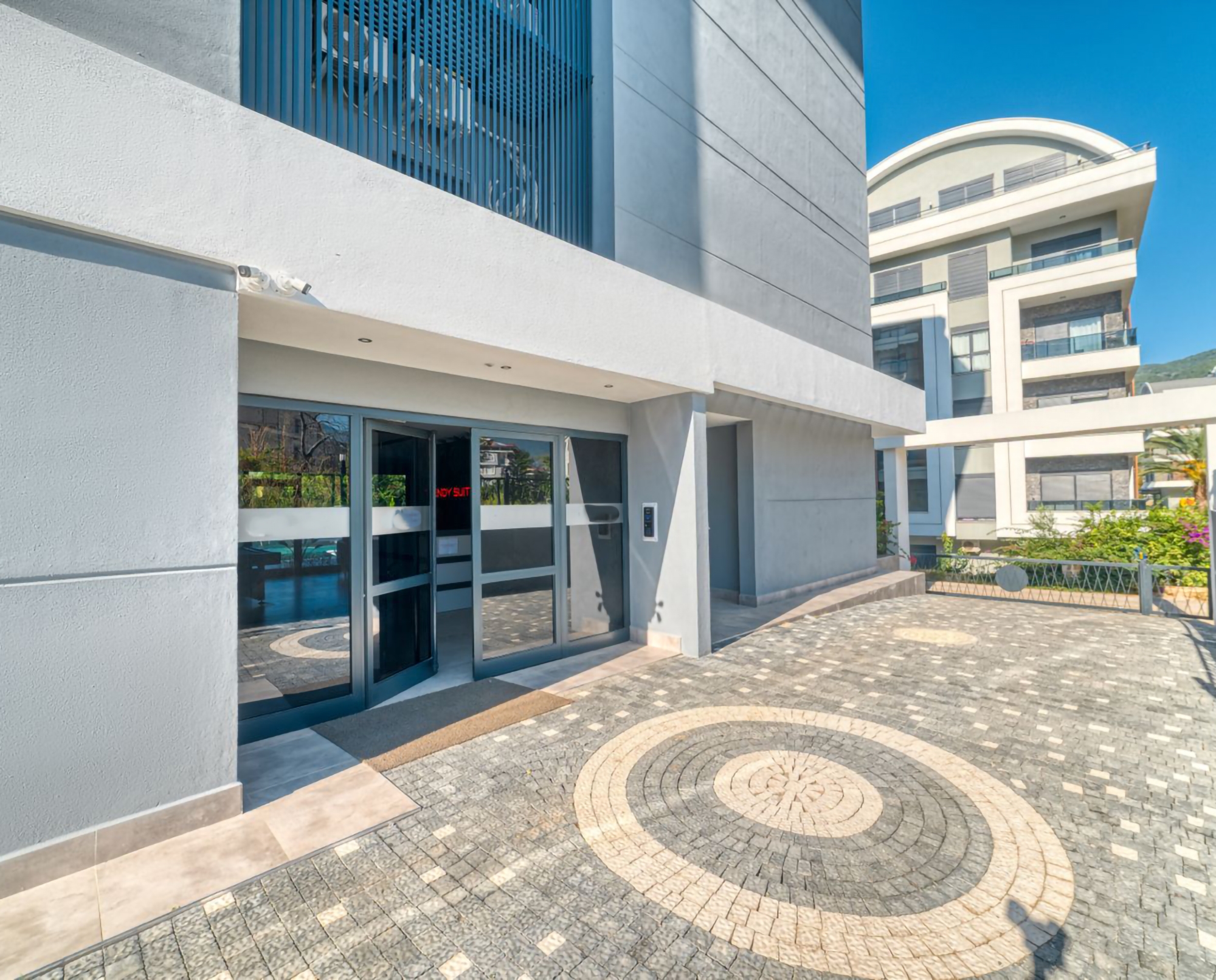 Luksuriøs 1+1 leilighet i Oba, Alanya med fjellutsikt