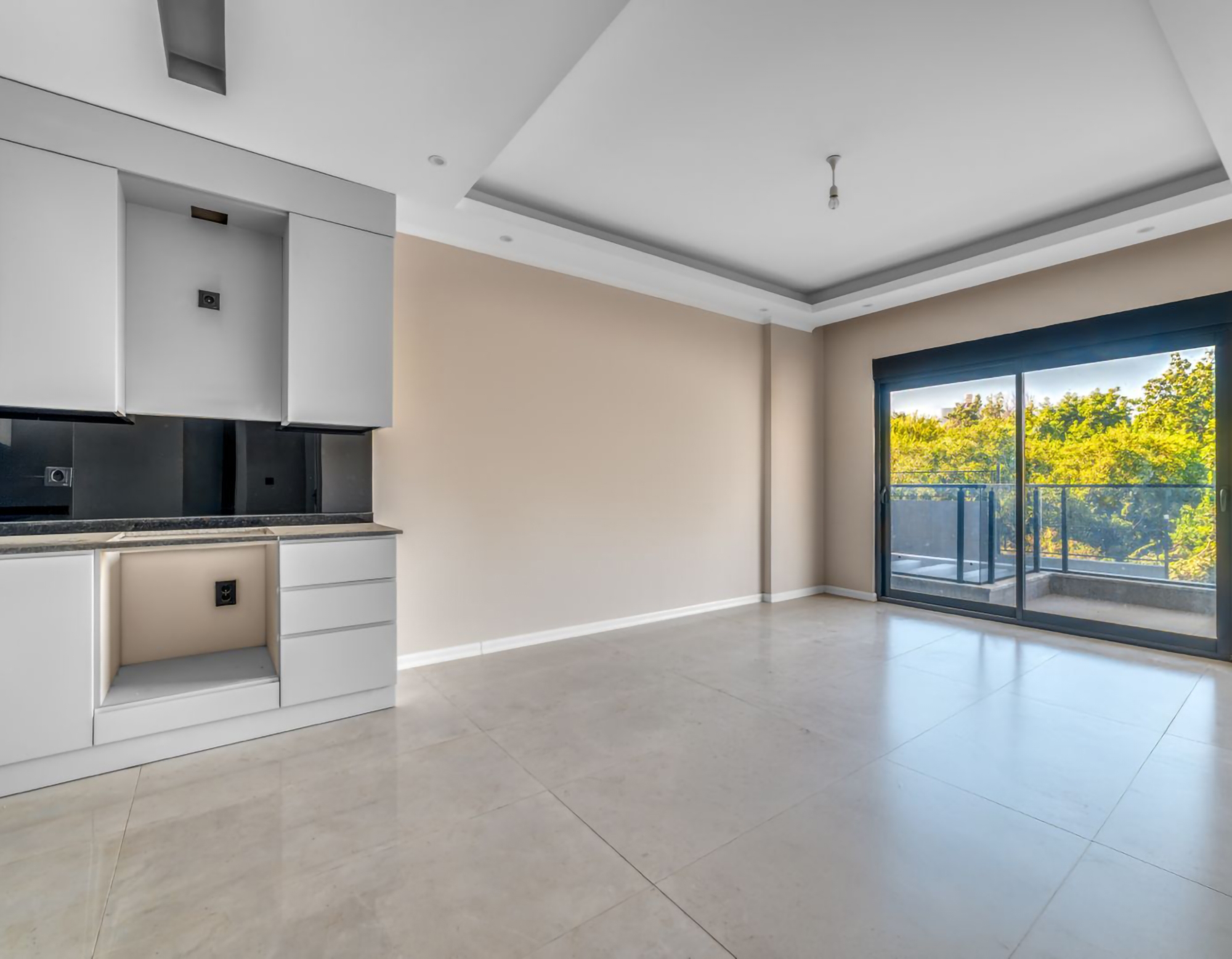 Luksuriøs 1+1 leilighet i Oba, Alanya med fjellutsikt