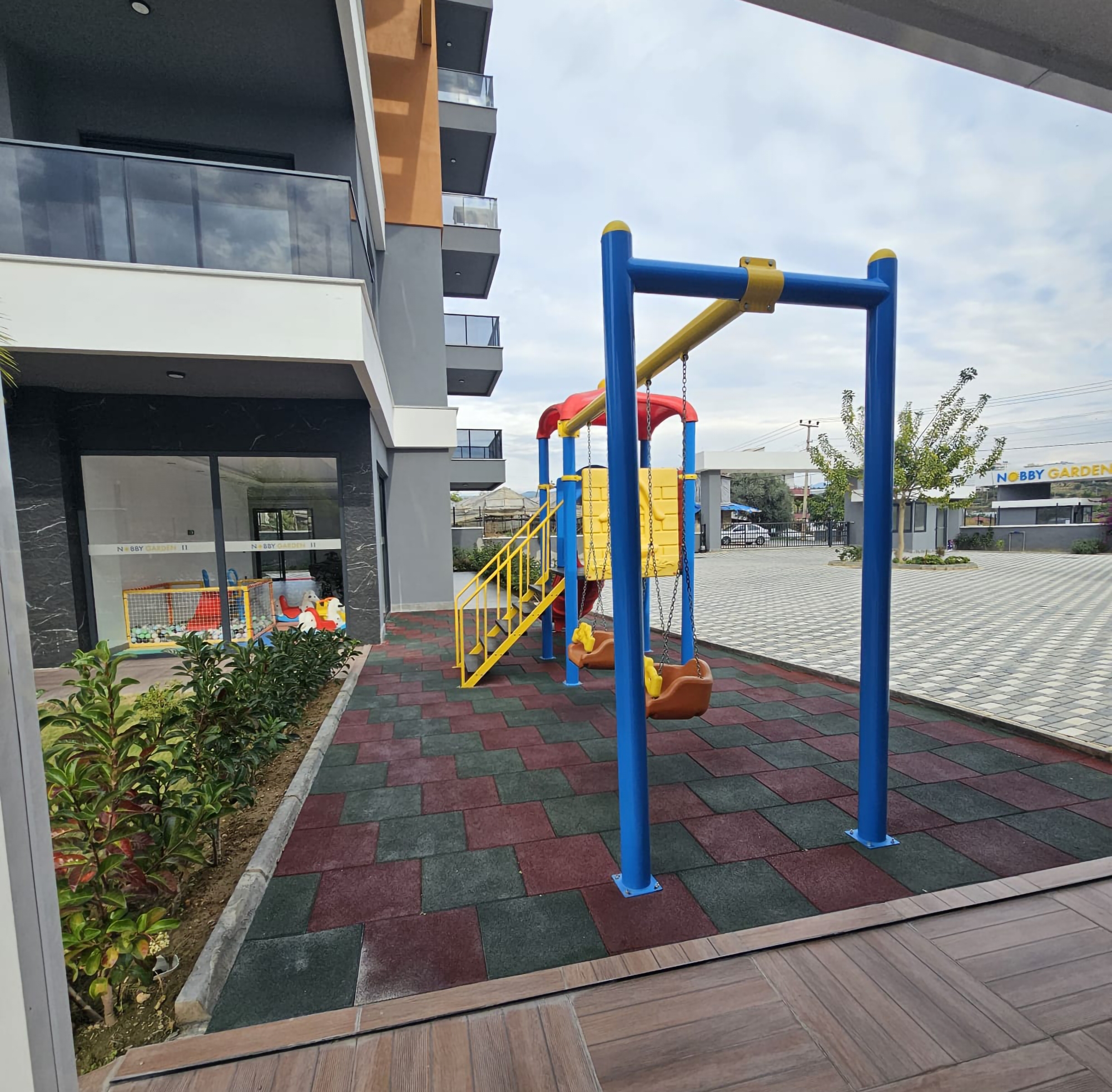 Moderne 1+1 leilighet med fjellutsikt i Avsallar, Alanya