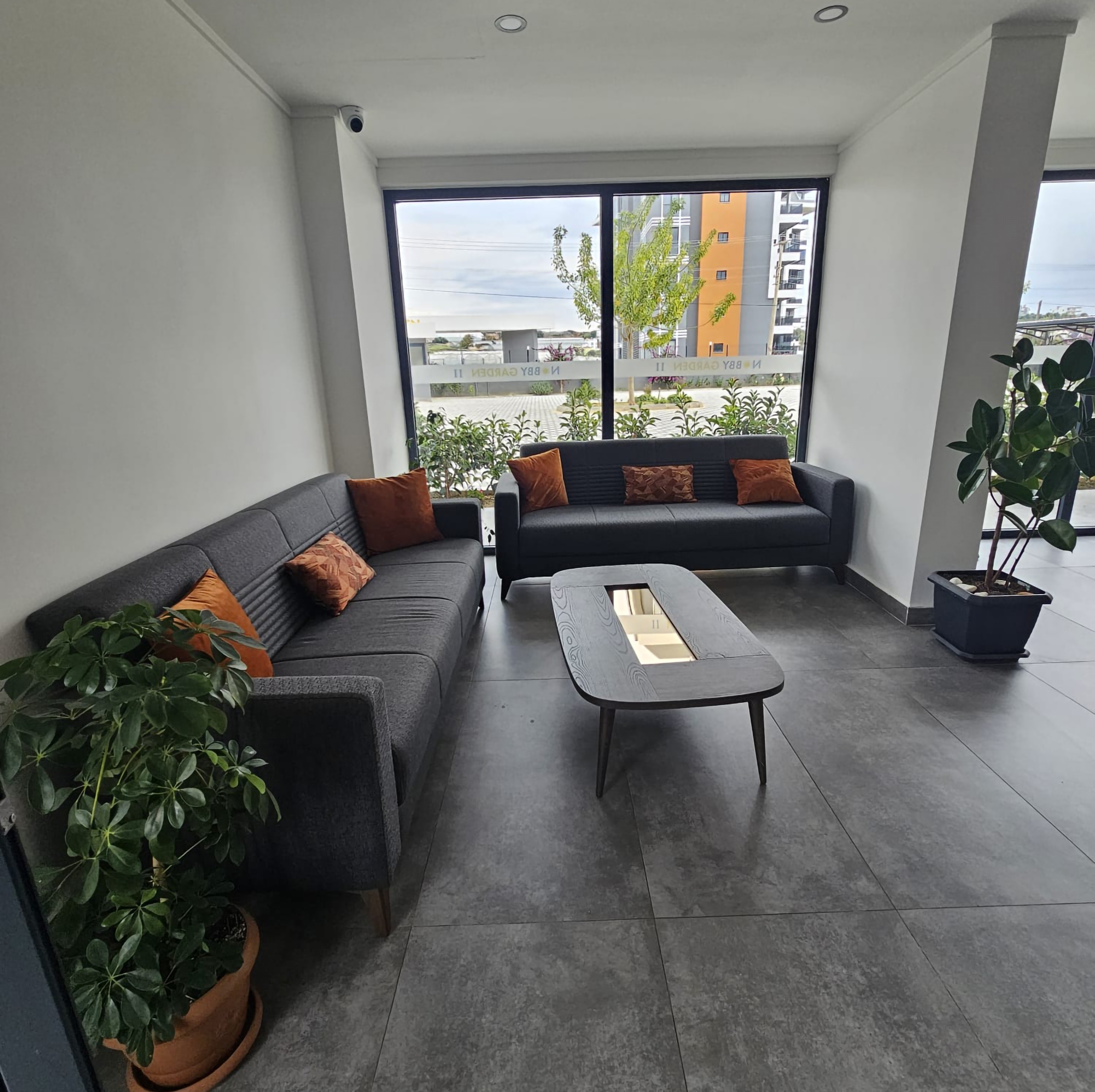 Moderne 1+1 leilighet med fjellutsikt i Avsallar, Alanya